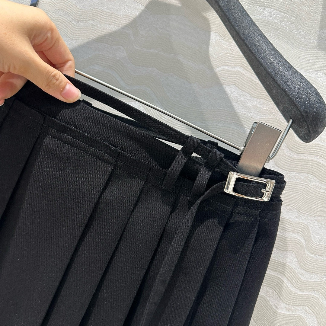 Acn 25fw pleated skirts