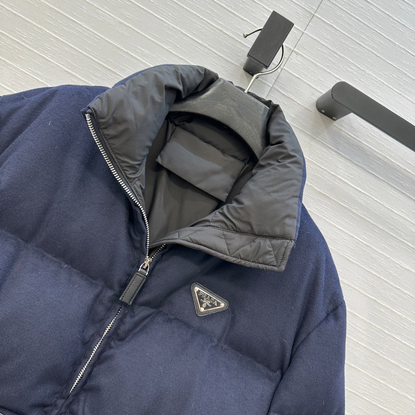 Pra 25fw down jacket