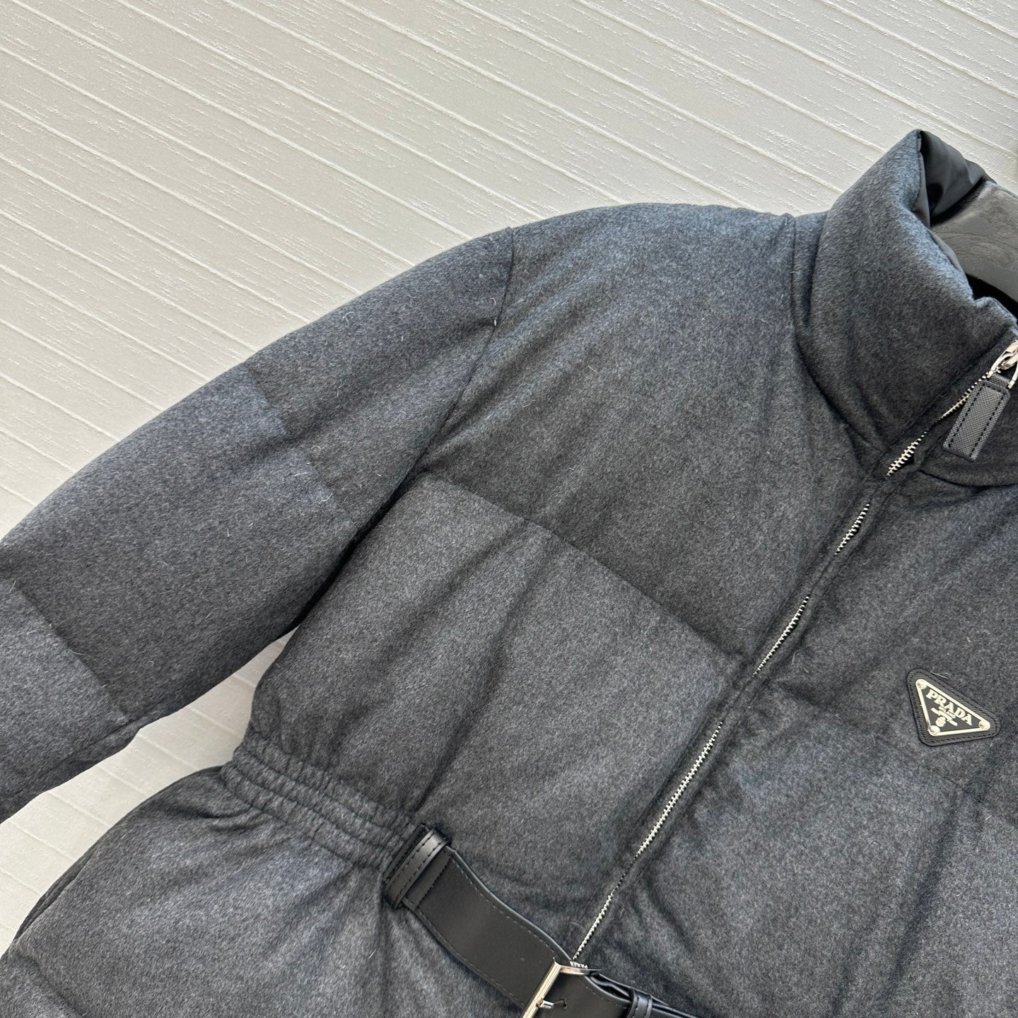 Pra 25fw down jacket