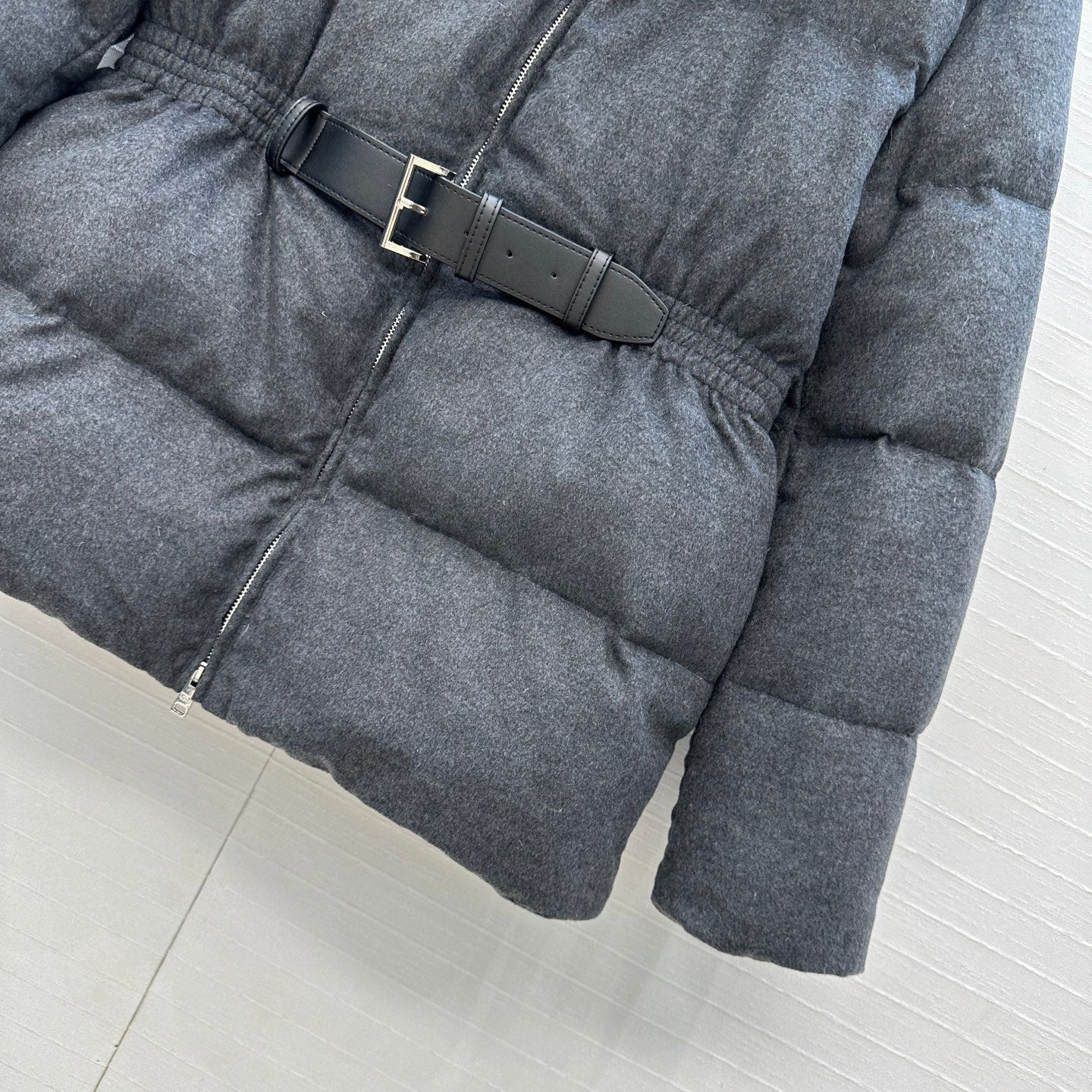 Pra 25fw down jacket