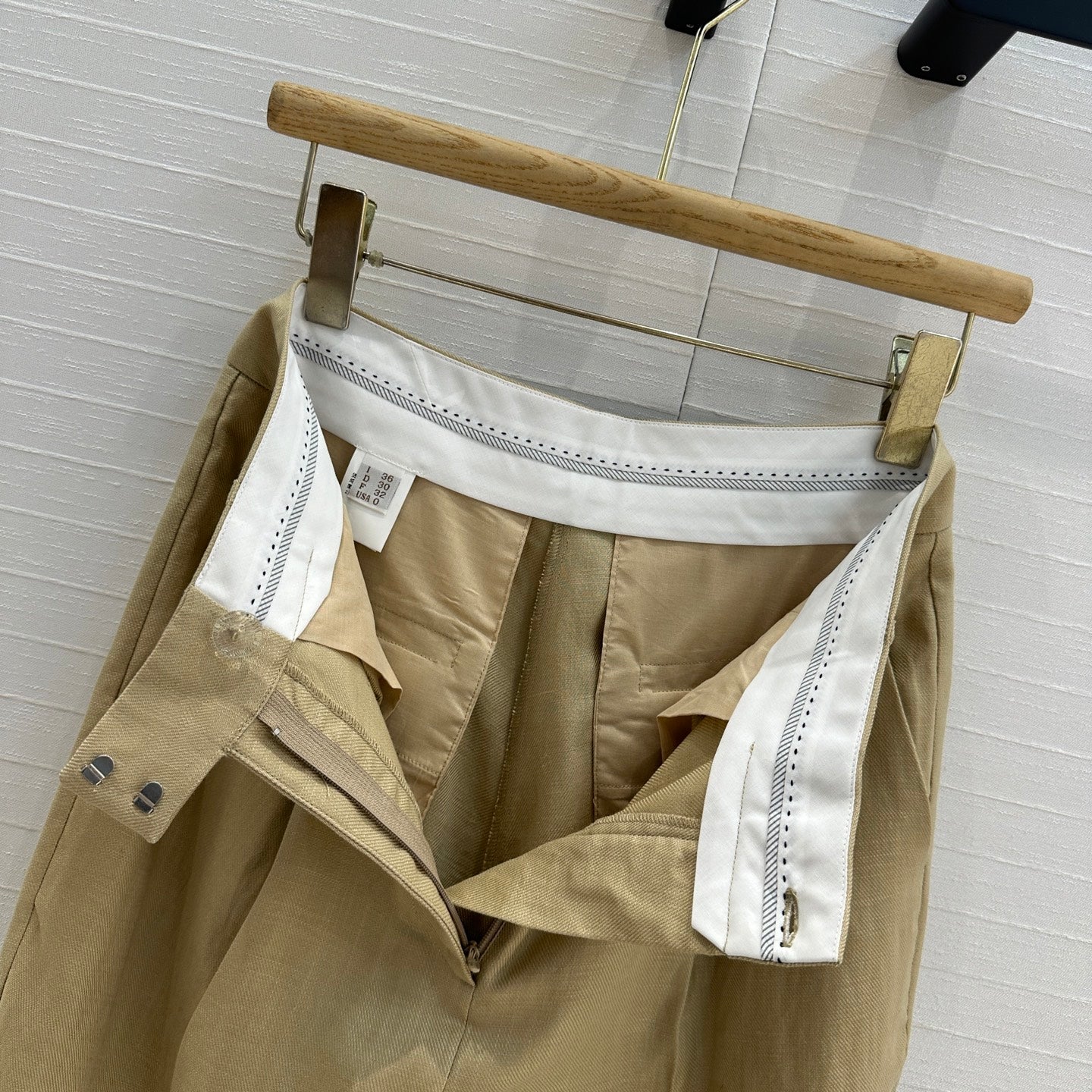 Brune 25fw linen pants