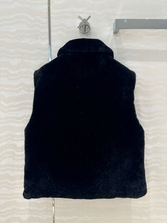 Pra 25fw fur vest