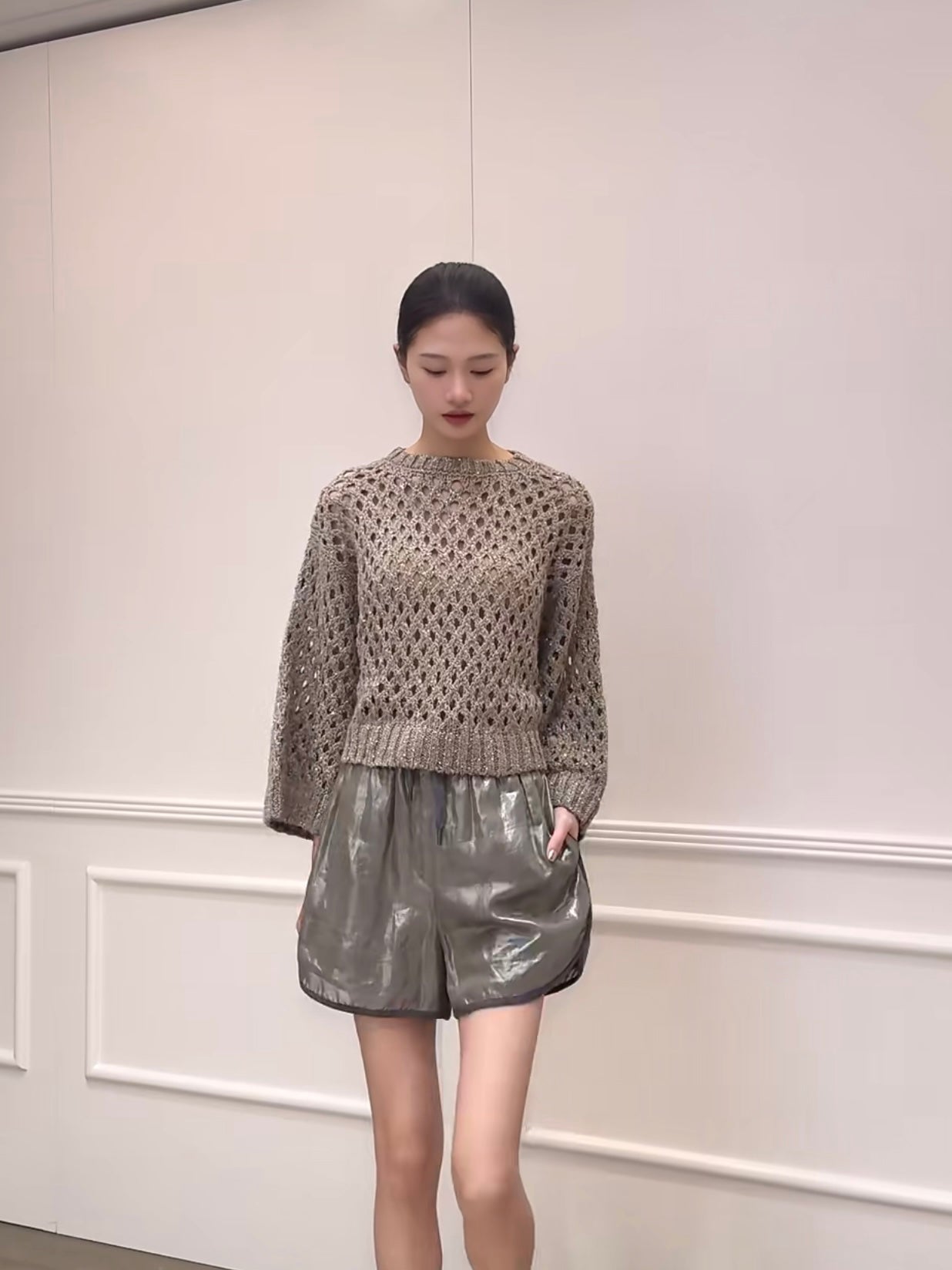 Brune 25fw embroidered sweater