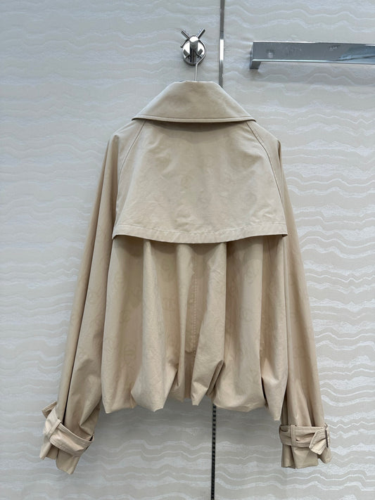 Guc 25fw short trench coat