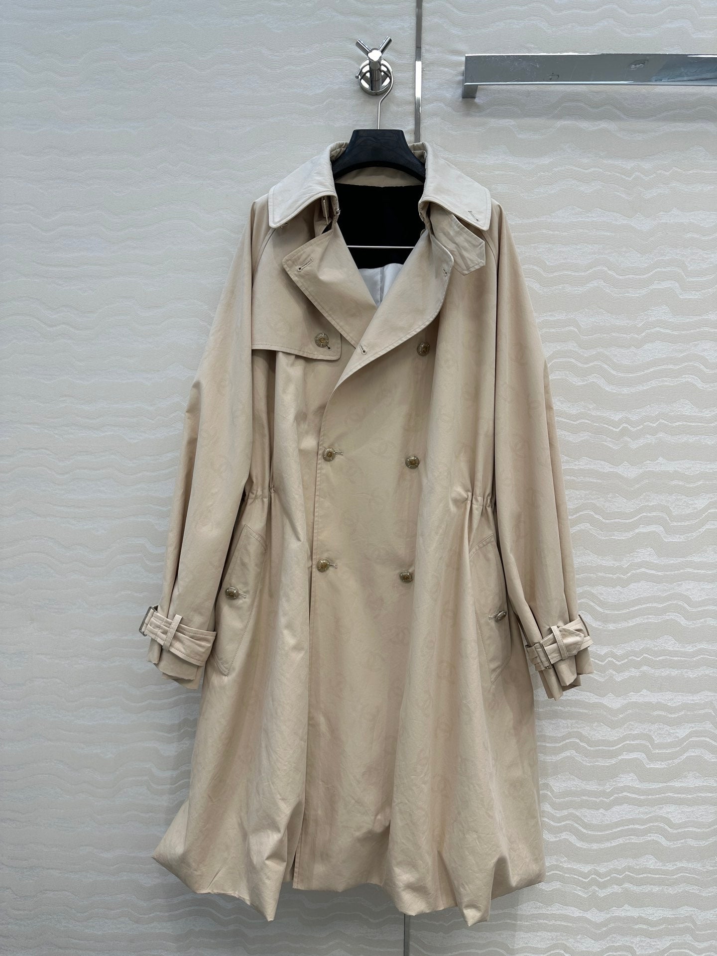 Guc 25fw long trench coat
