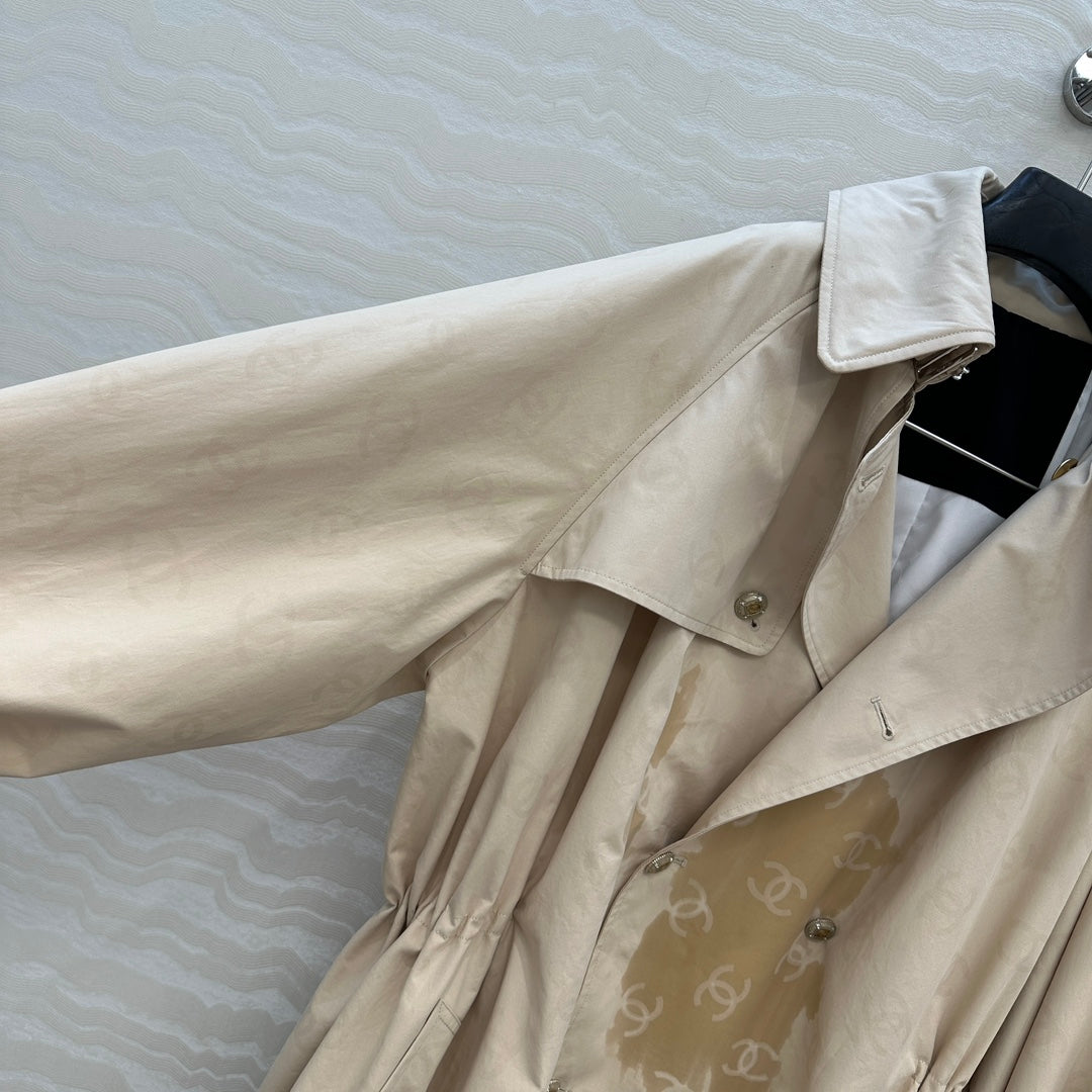 Guc 25fw long trench coat