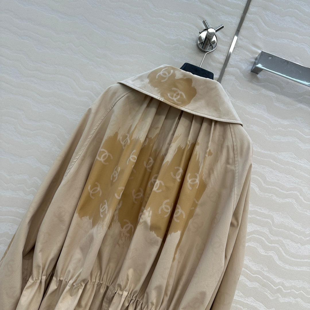 Guc 25fw long trench coat