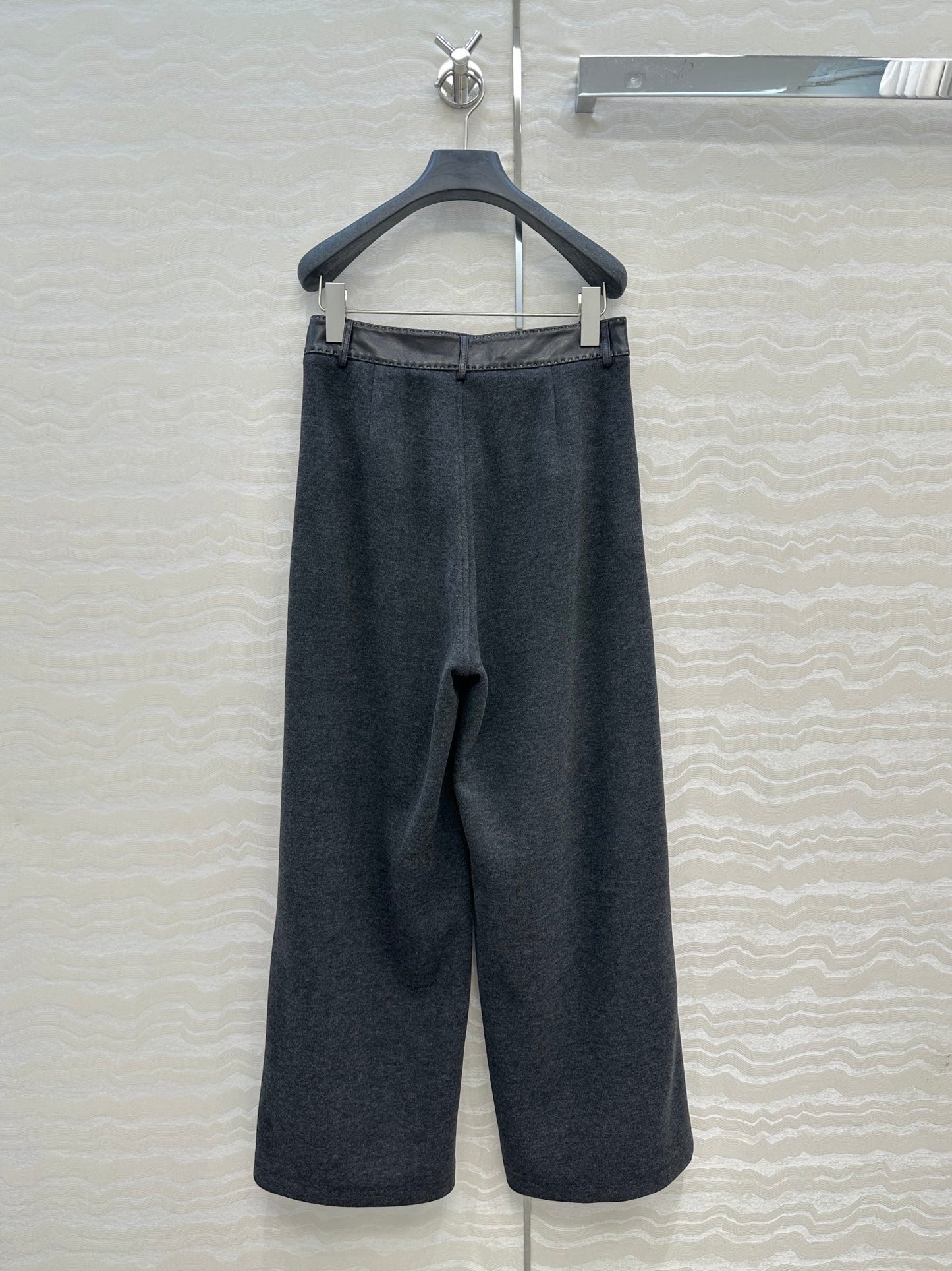 Herm 25fw all-match pants