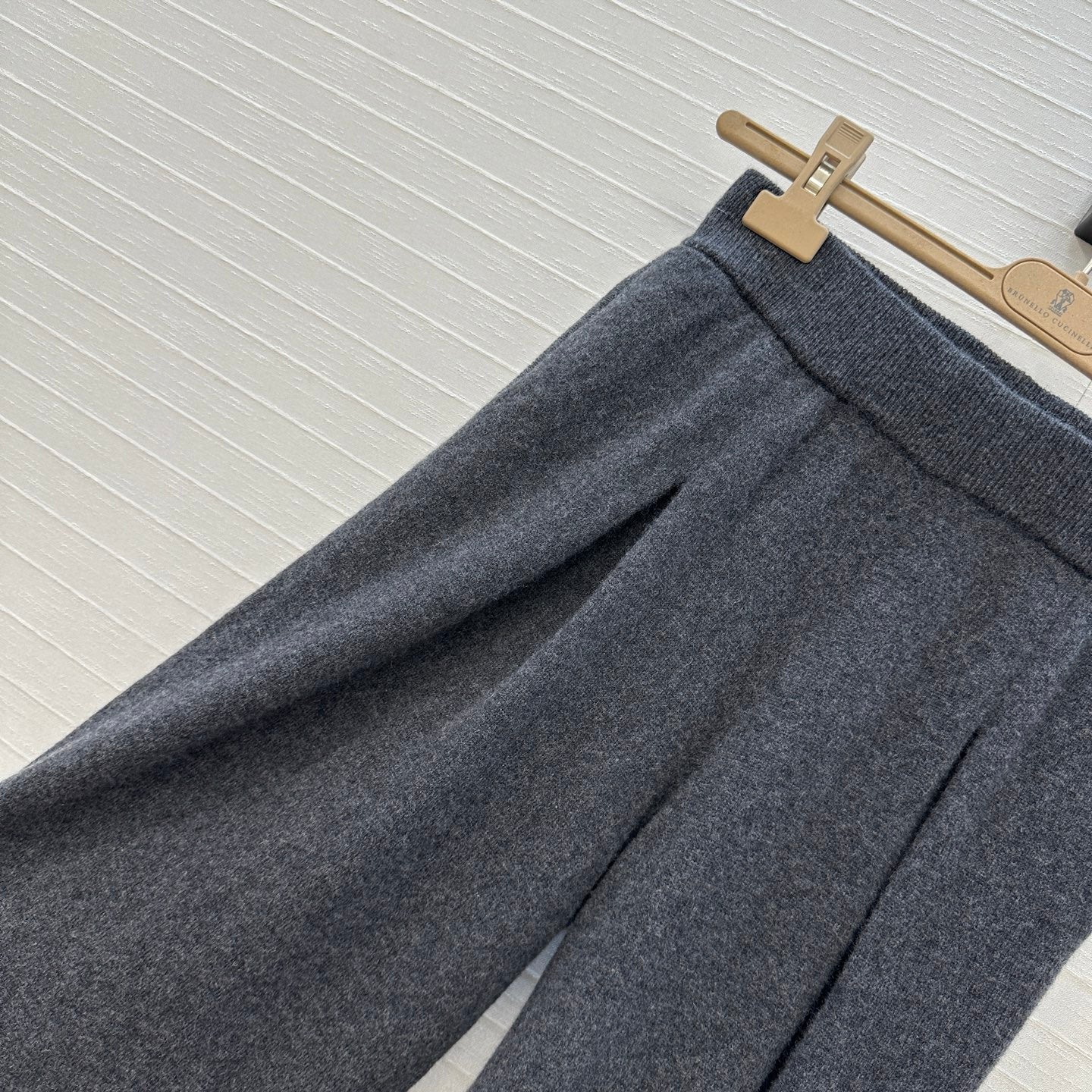 Brune 25fw knitted pants