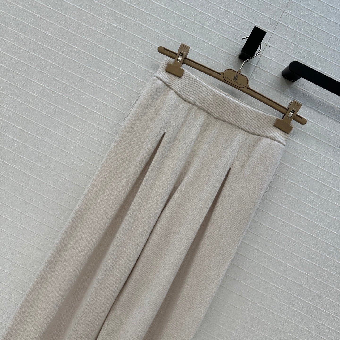 Brune 25fw knitted pants