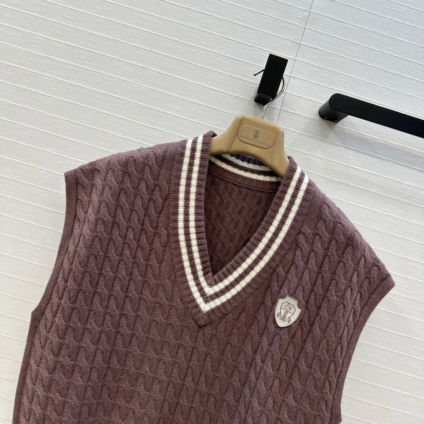 Brune 25fw knitted vest