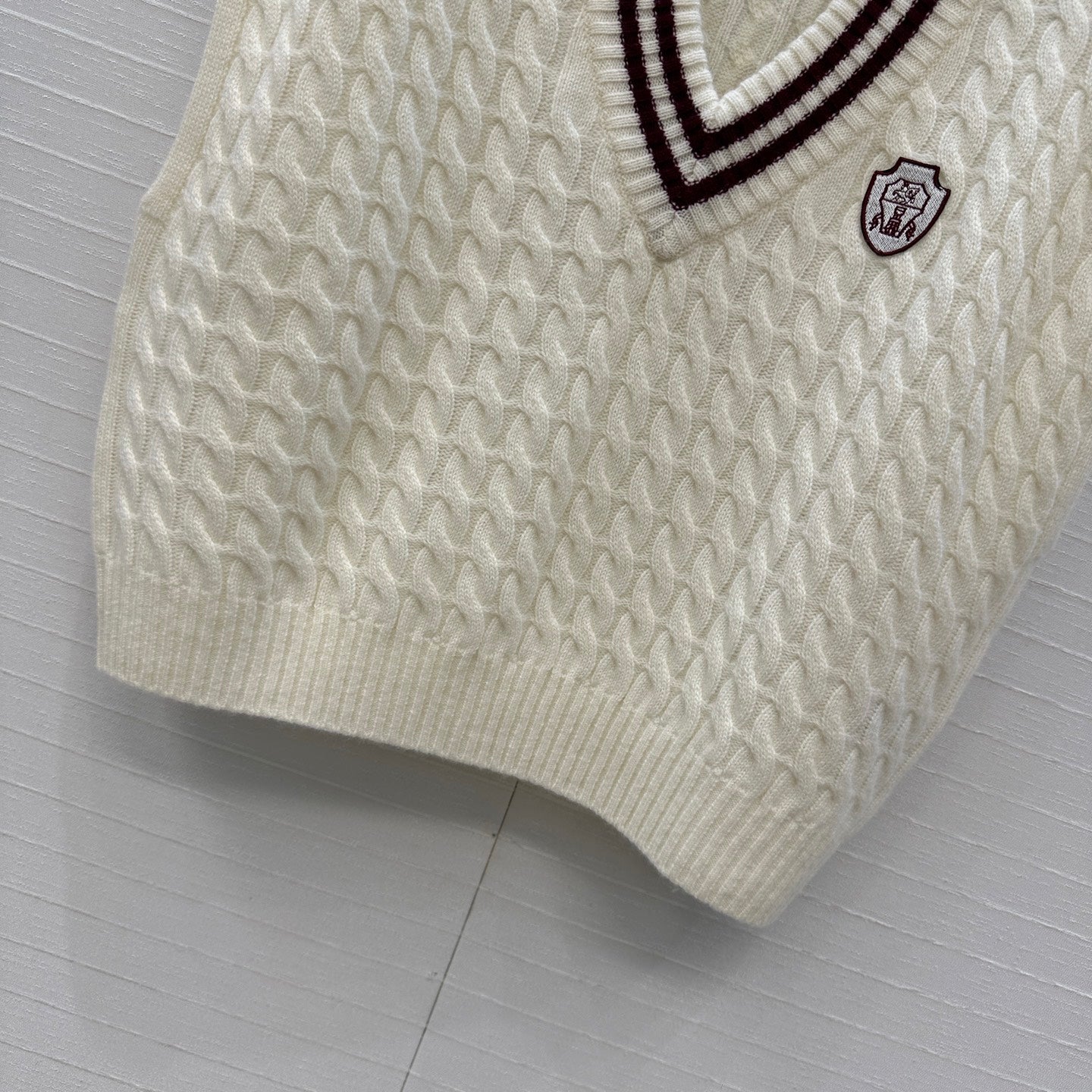 Brune 25fw knitted vest