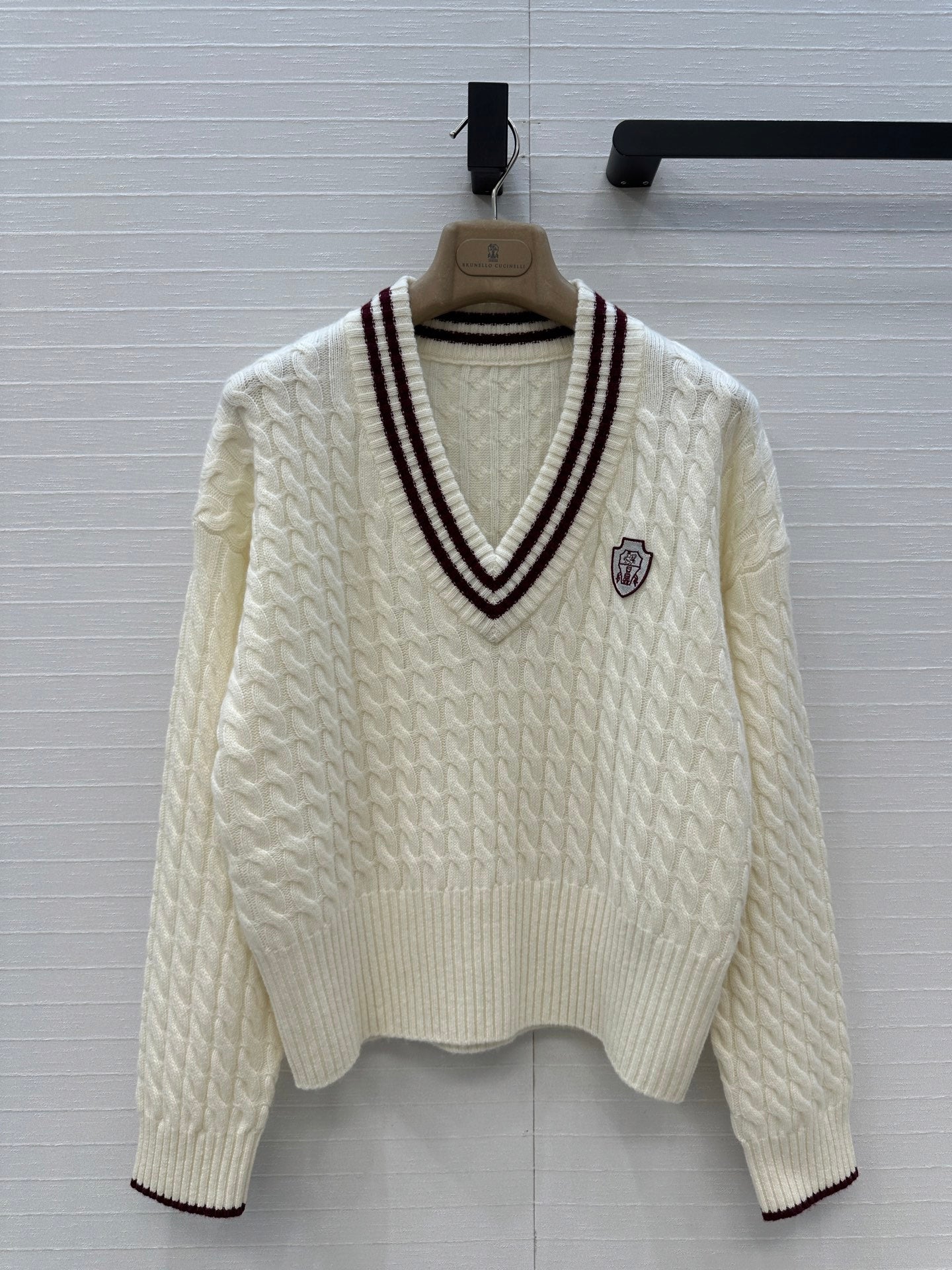 Brune 25fw knitted sweater