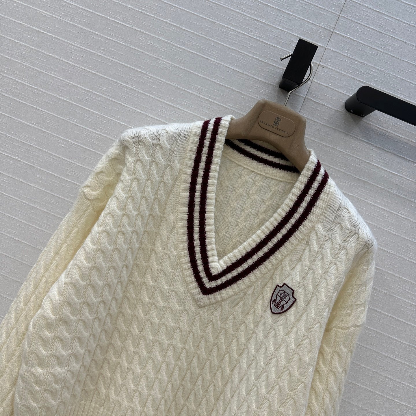 Brune 25fw knitted sweater