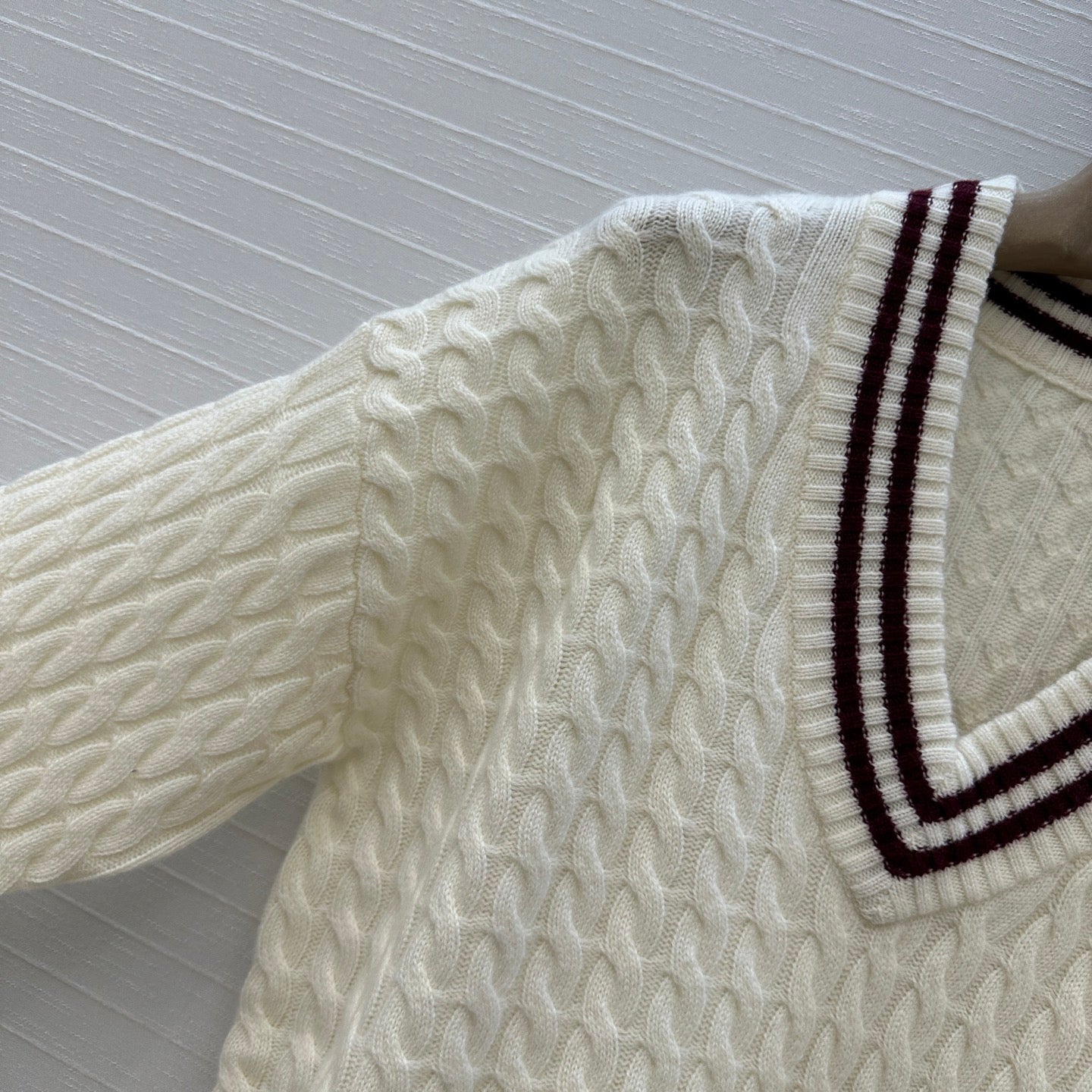 Brune 25fw knitted sweater