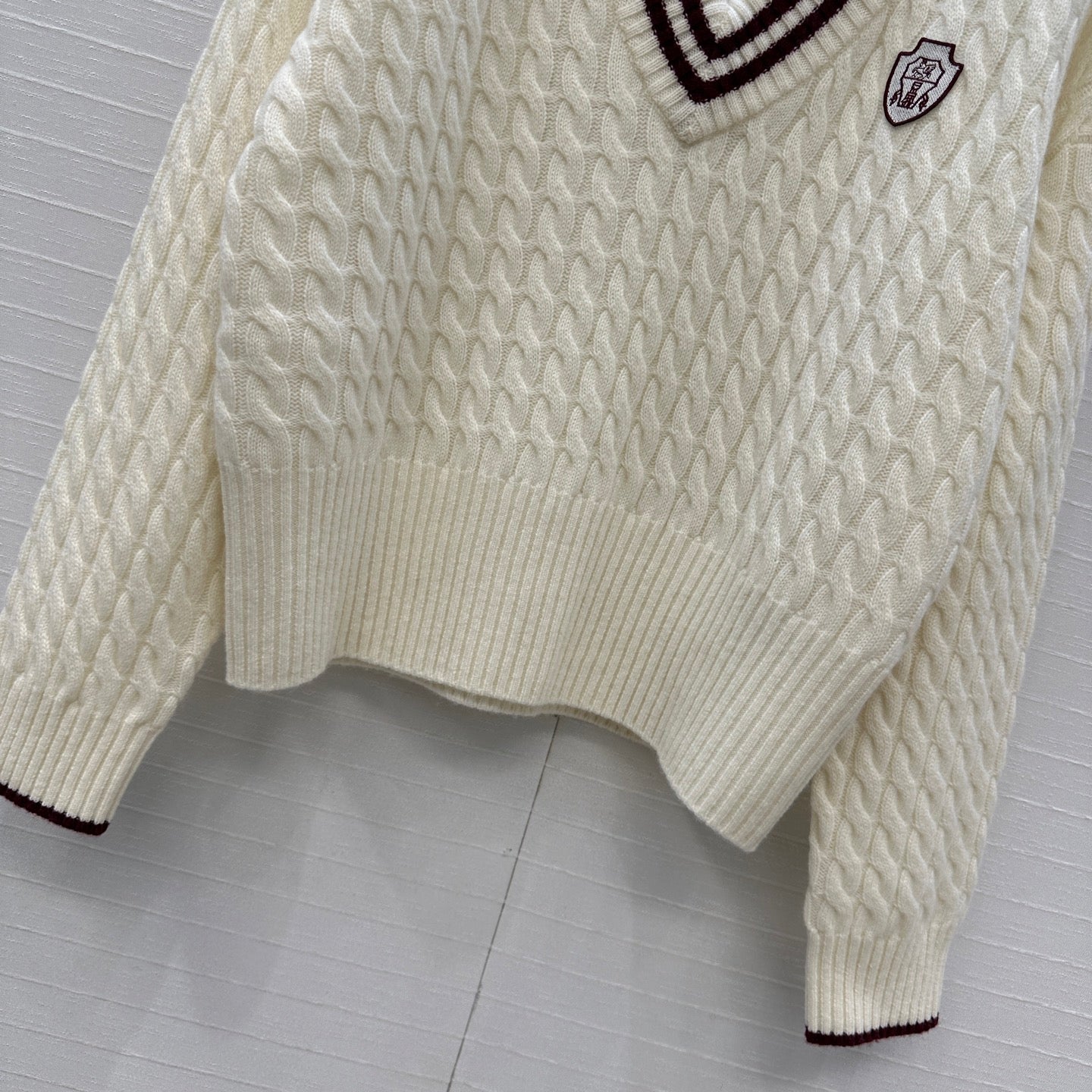 Brune 25fw knitted sweater