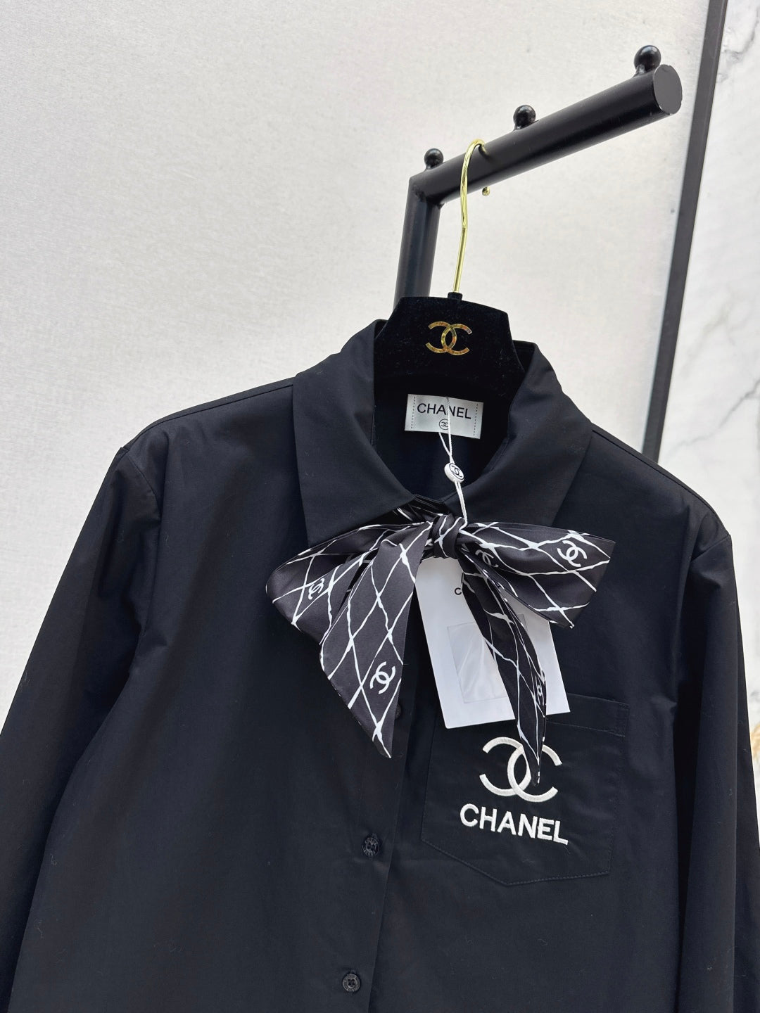 Chan 25fw scarf shirt