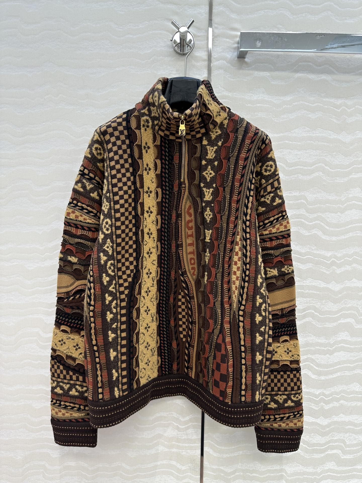 Louis 25fw jacquard sweater