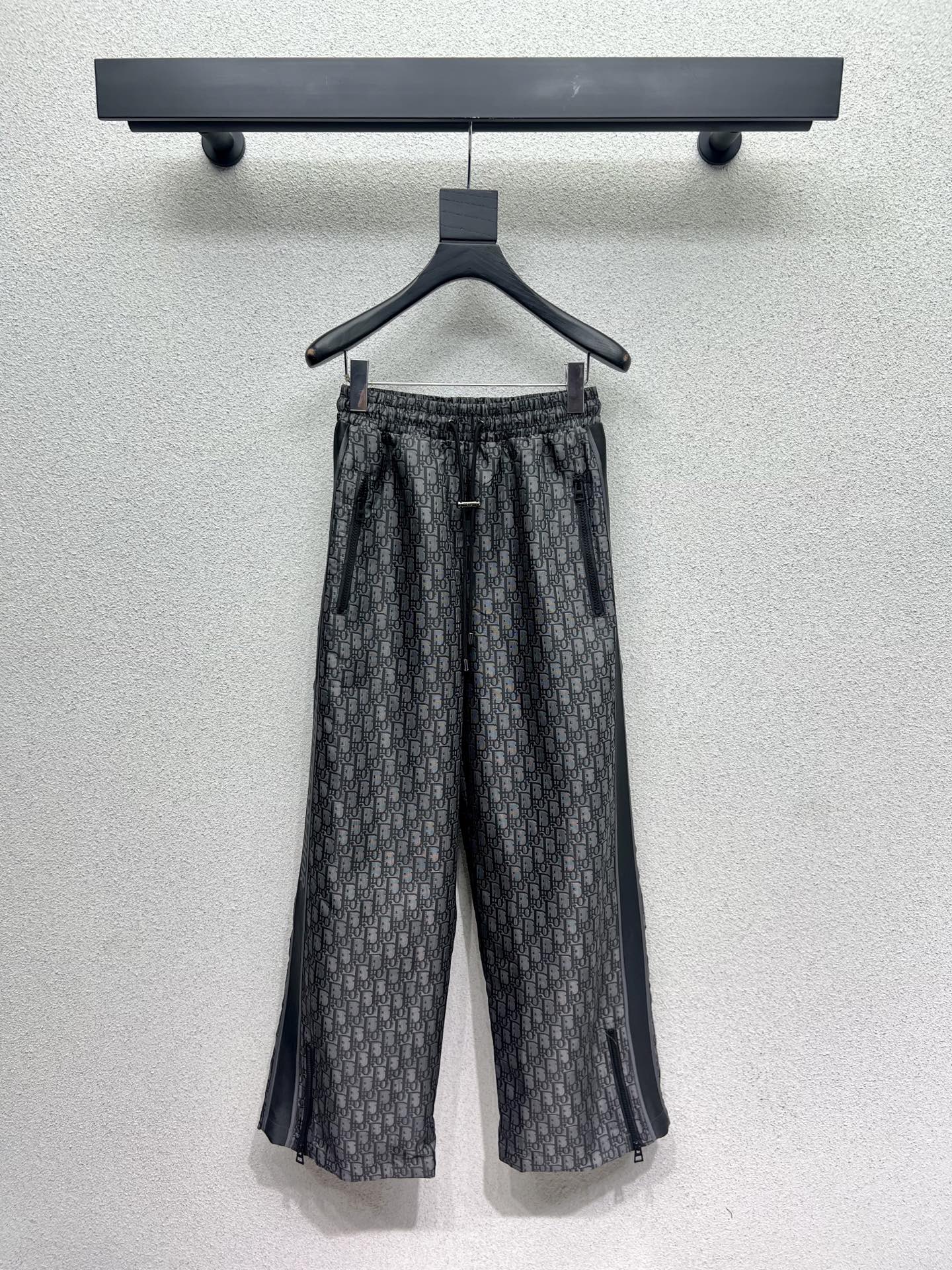 CD 25fw jacquard pants