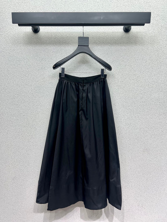 CD 25fw pleated skirts