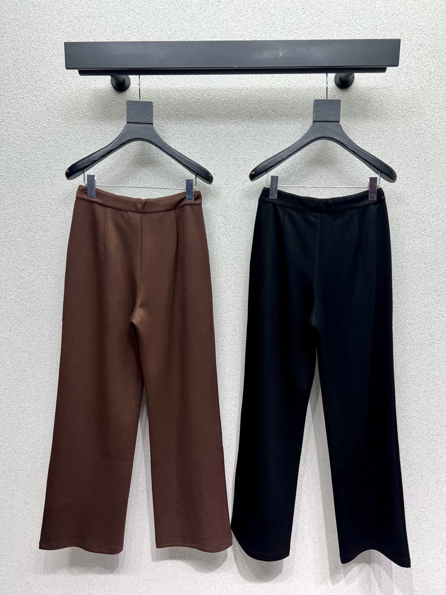Louis 25fw embroidered pants