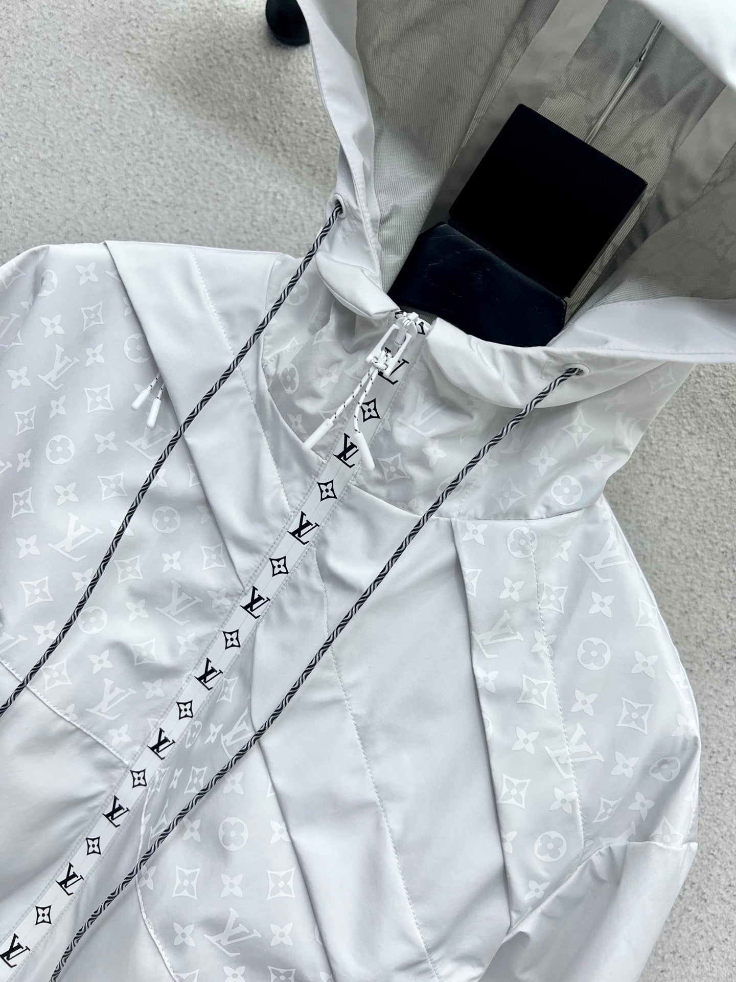 Louis 25fw hoodie jacket