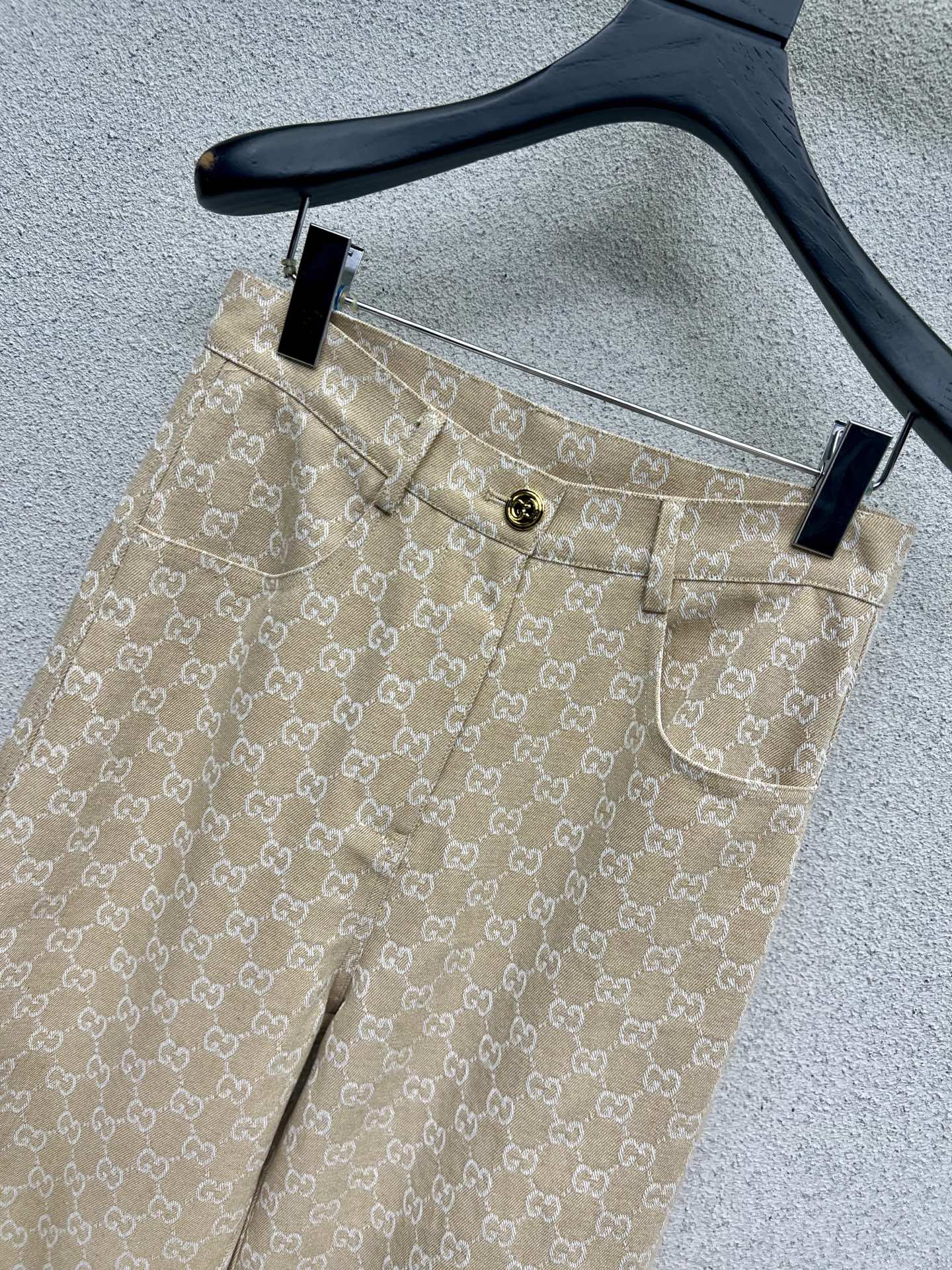 Guc 25fw jacquard pants