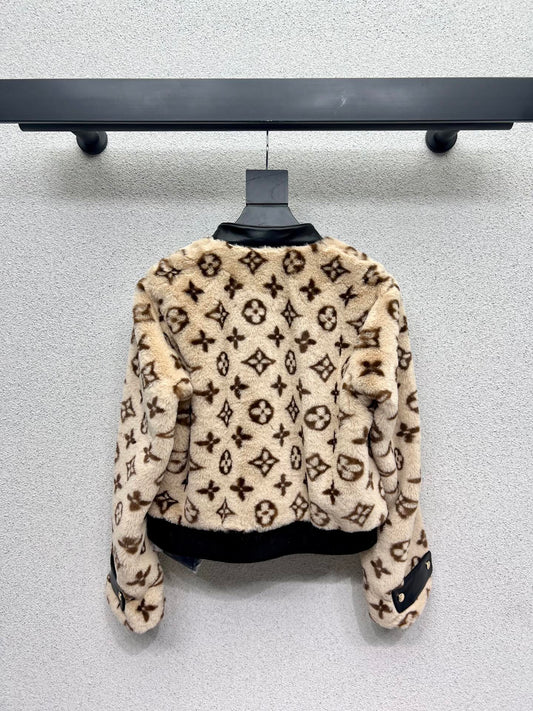 Louis 25fw plush jacket