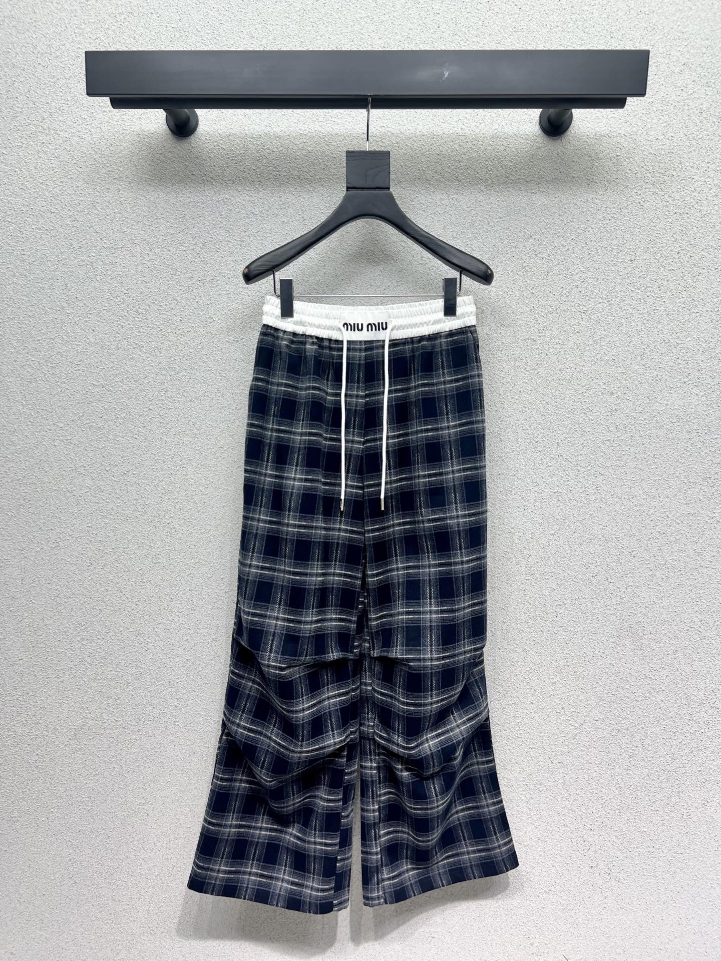 Miu 25fw leisure pants