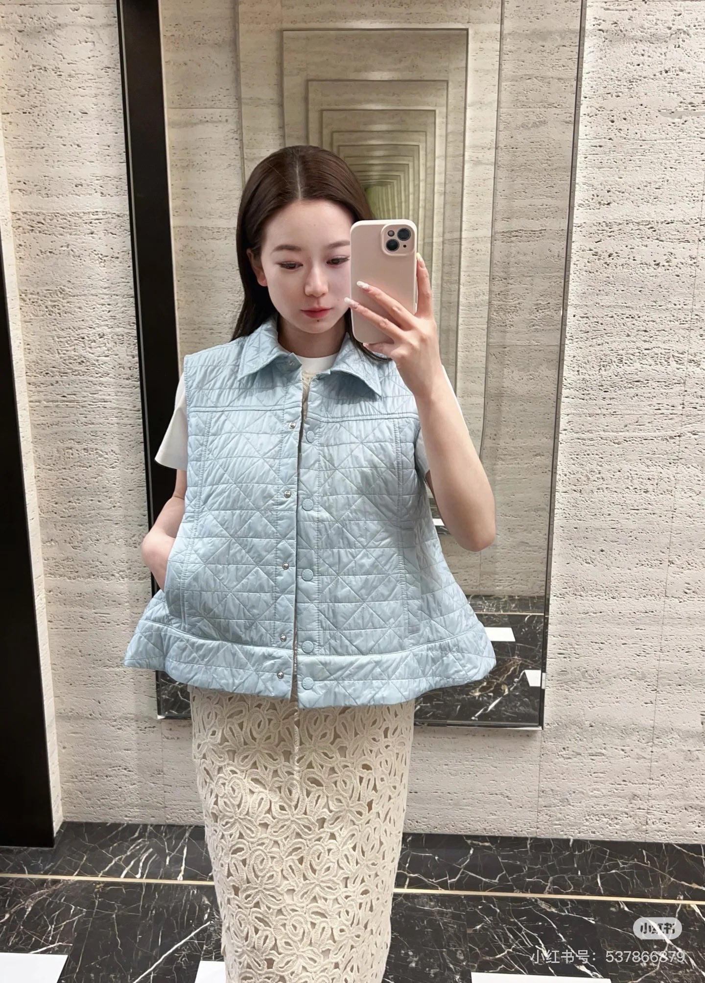 Mon 25fw all-match vest