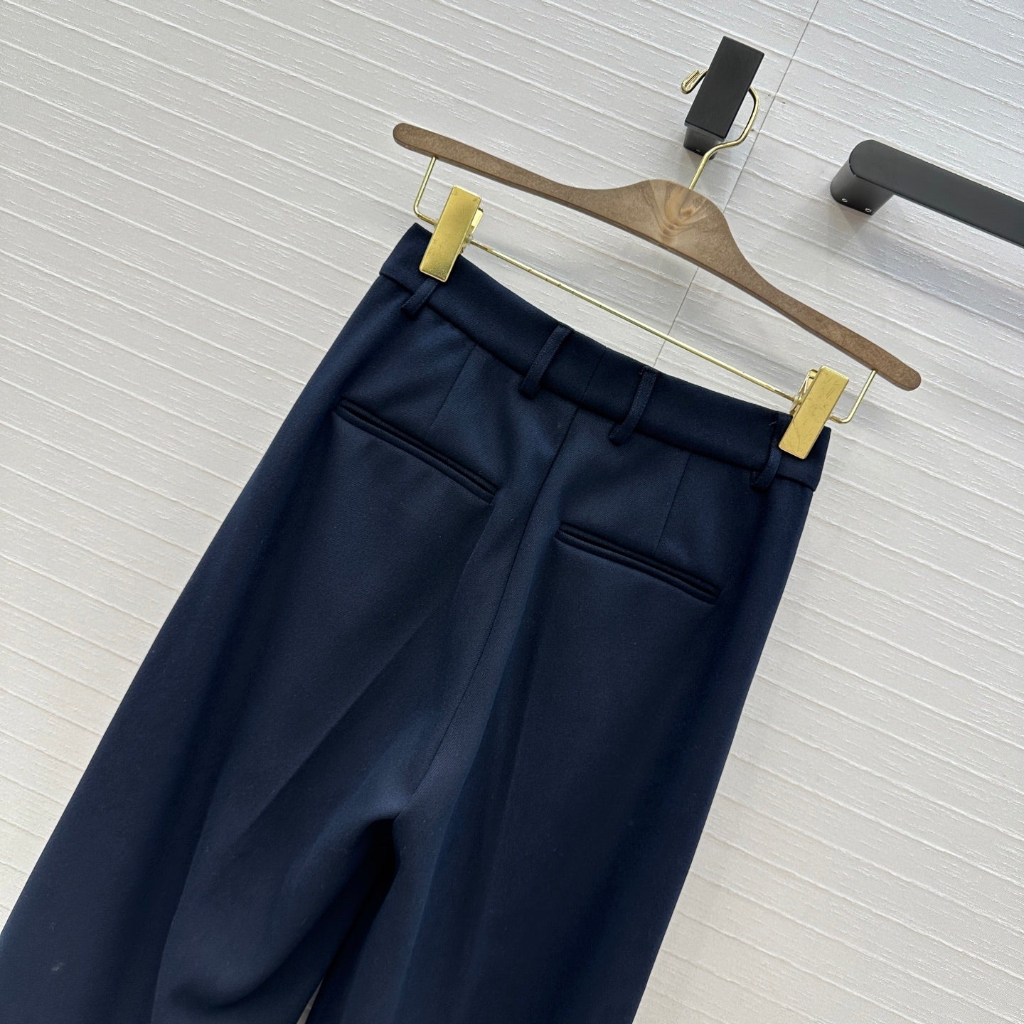 Loro 25fw Lleisure pants