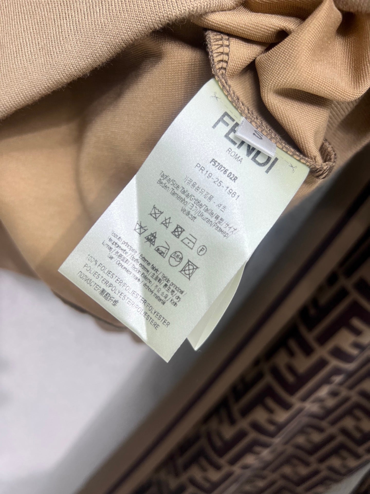 Fend 25fw sweatshirt suit