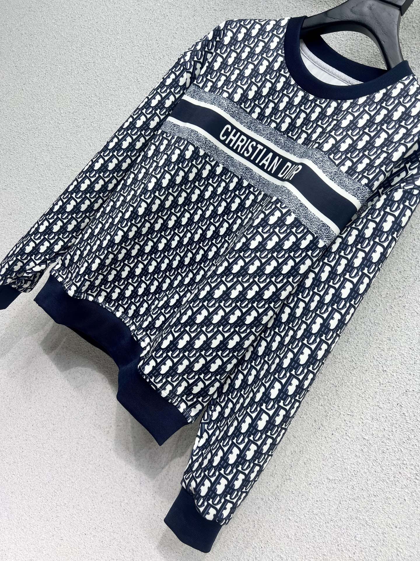 Fend 25fw sweatshirt suit