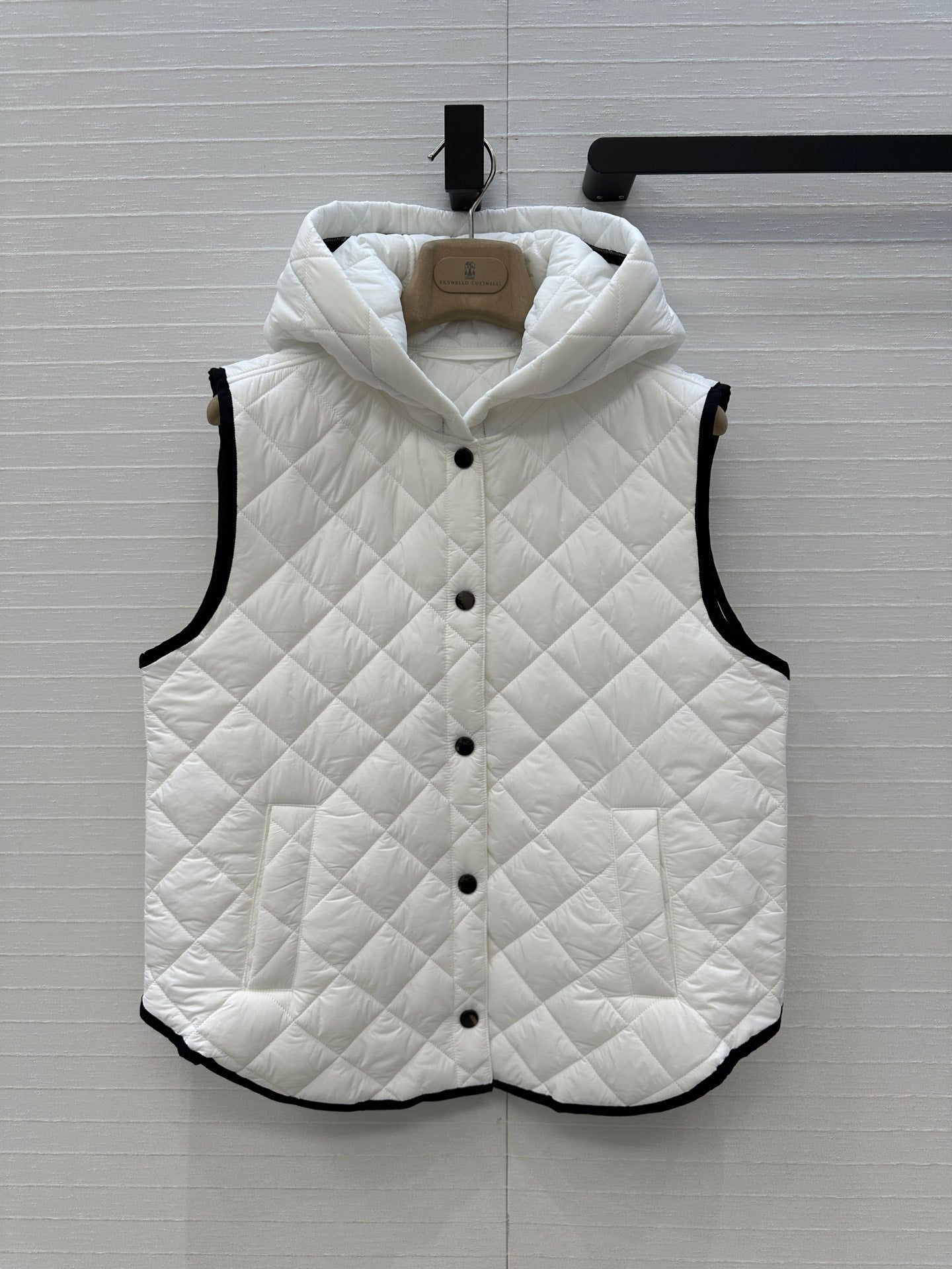 Brune 25fw hoodie vest