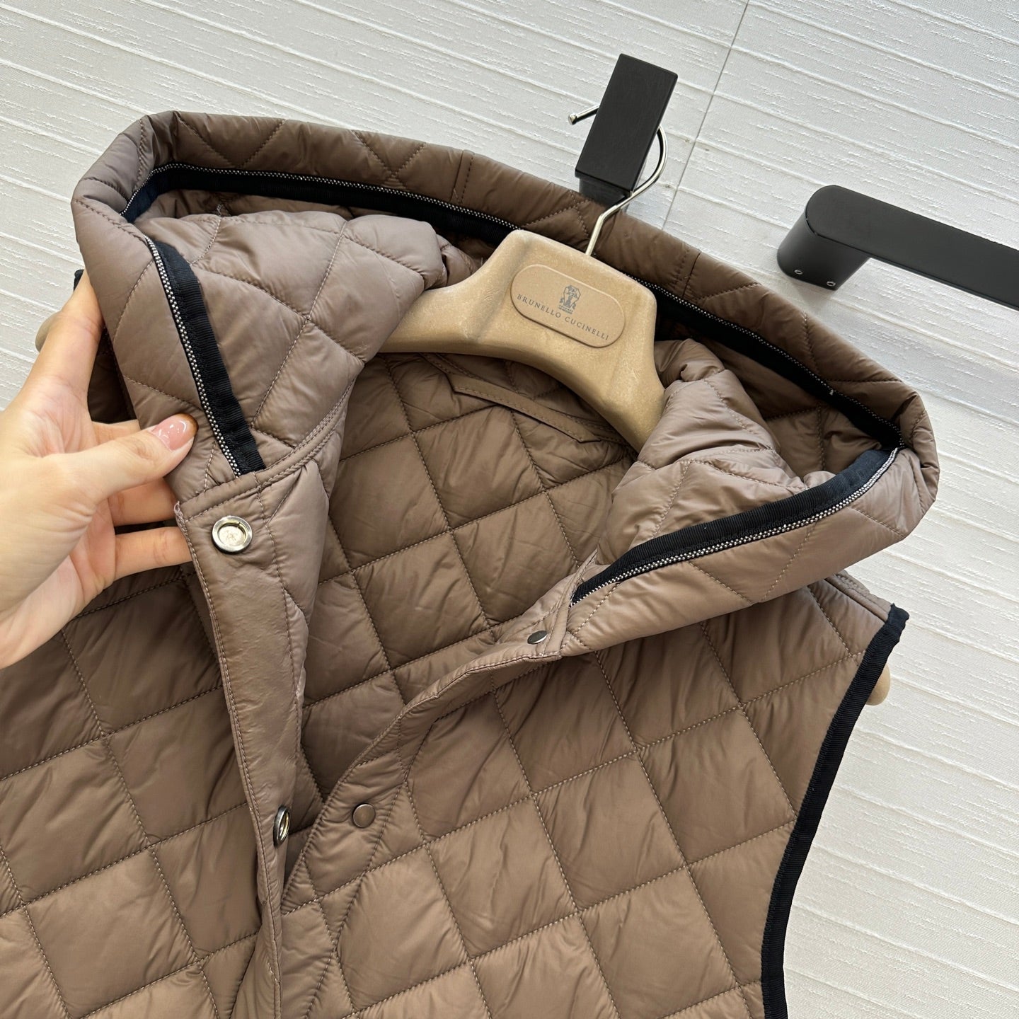 Brune 25fw hoodie vest