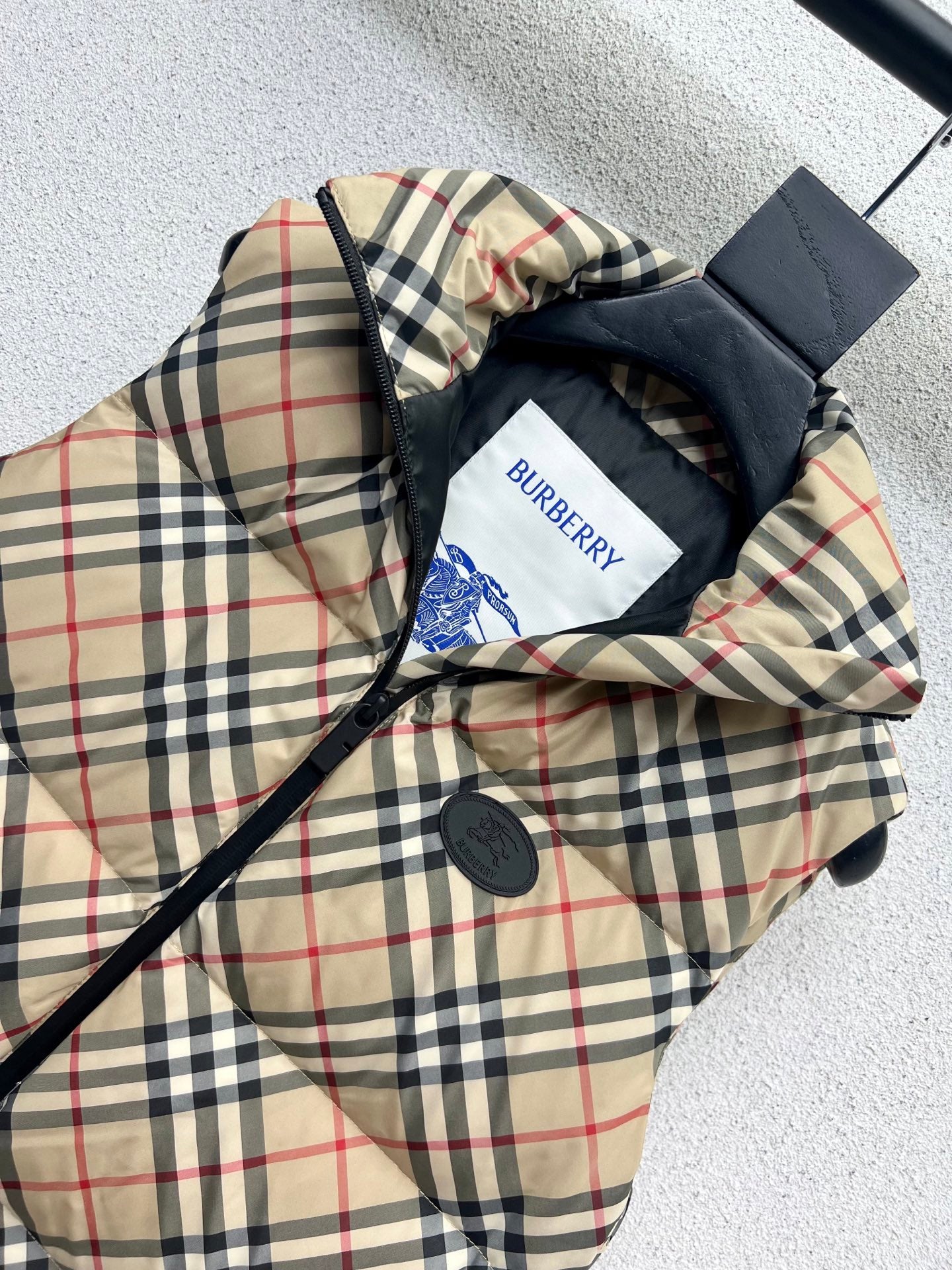 Burber 25fw down vest