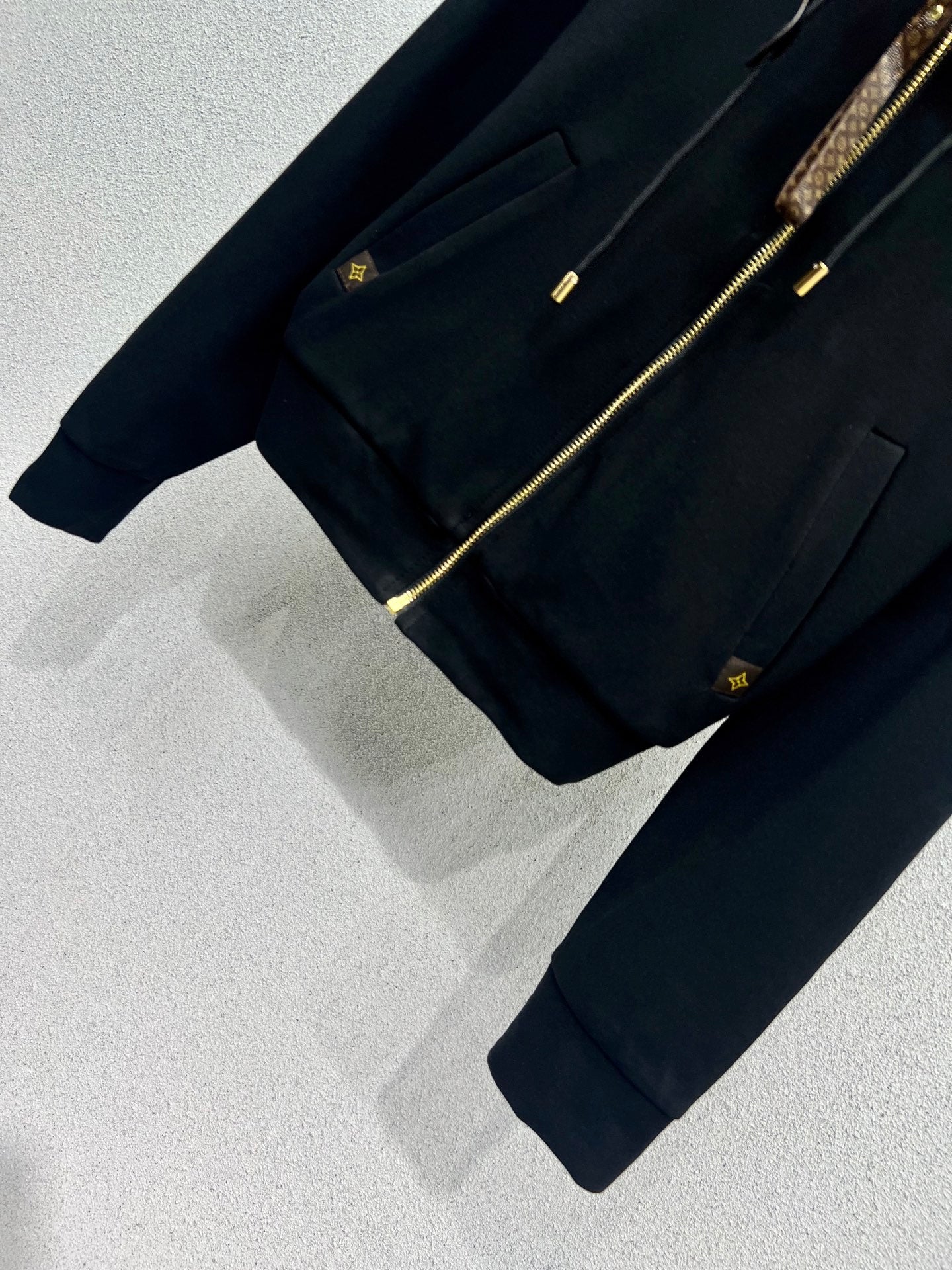 Louis 25fw leisure suit