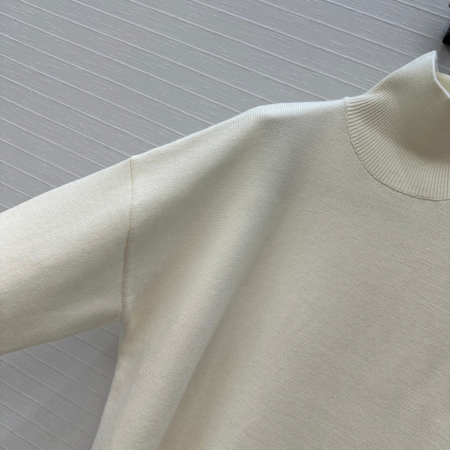 Alai 25fw knitted smock