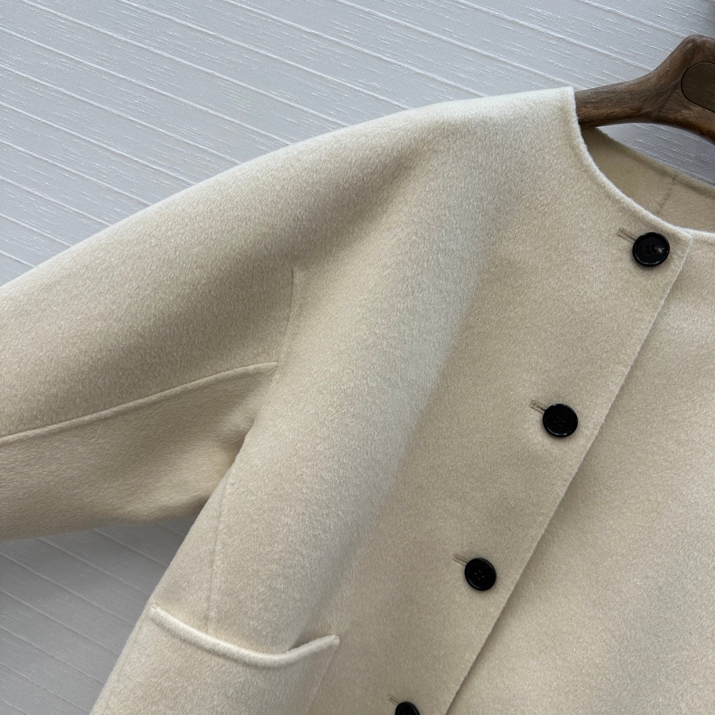 Loro 25fw cashmere trench coat