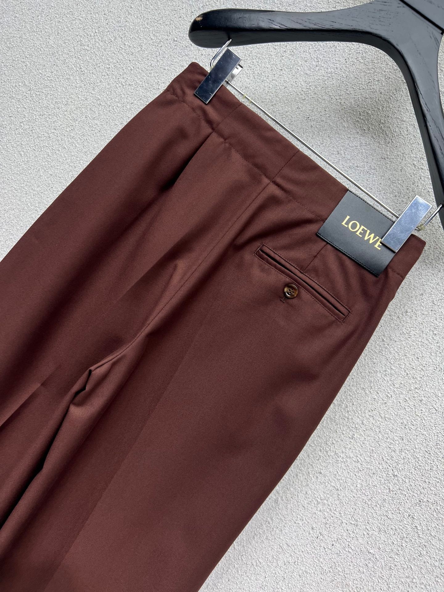 Loe 25fw all-match pants