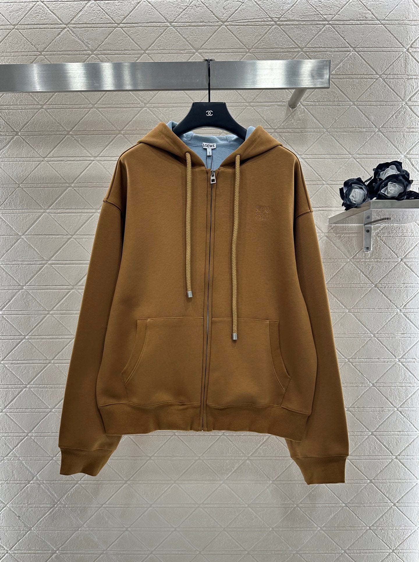 Loe 25fw hoodie jacket