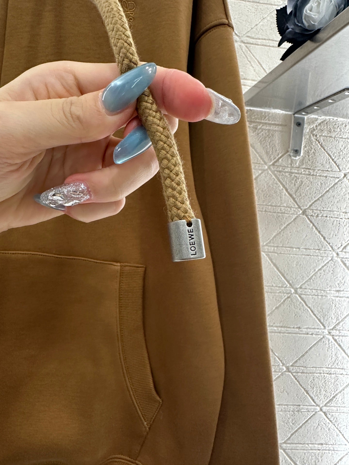 Loe 25fw hoodie jacket