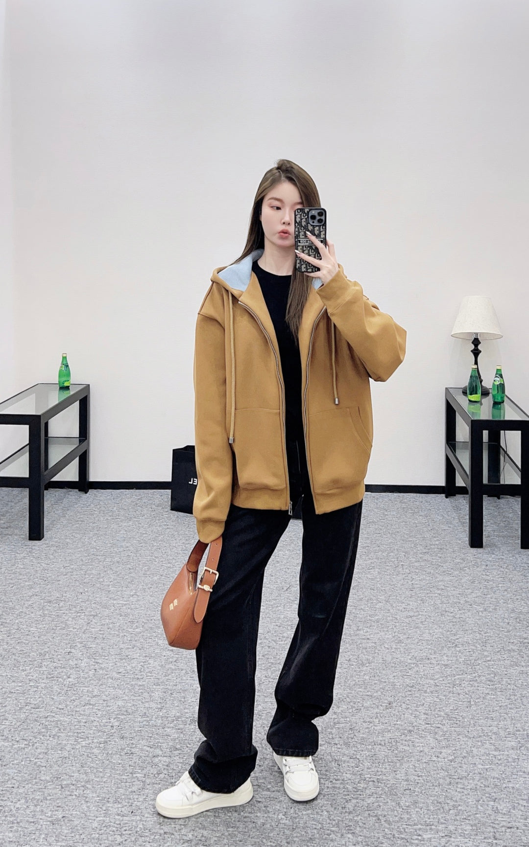 Loe 25fw hoodie jacket