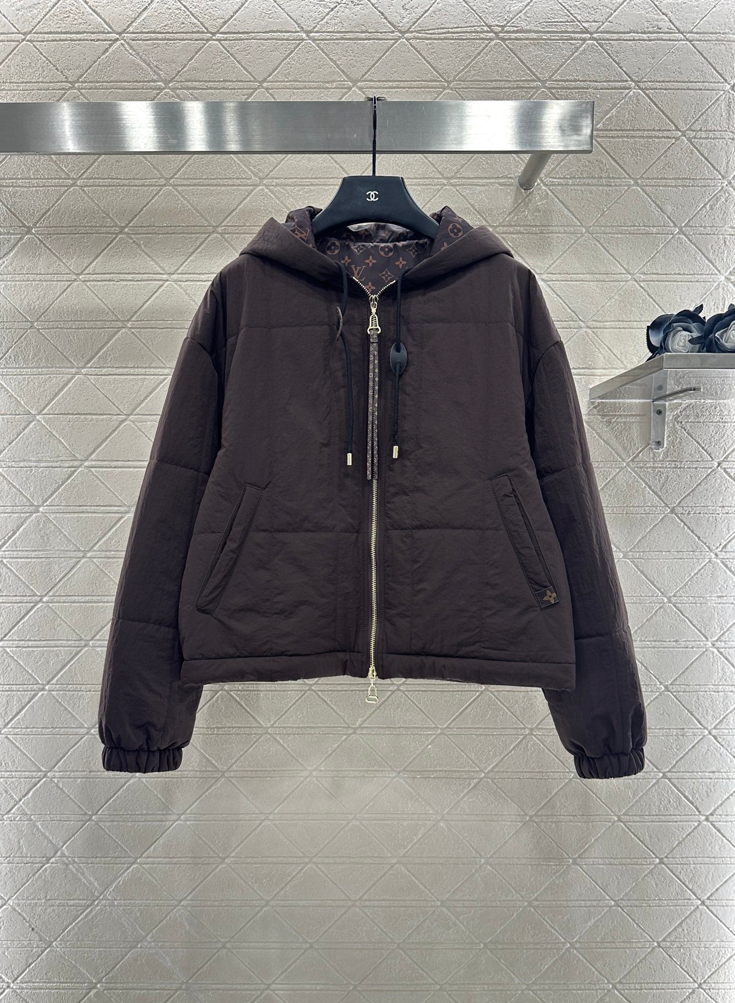 Louis 25fw down jacket