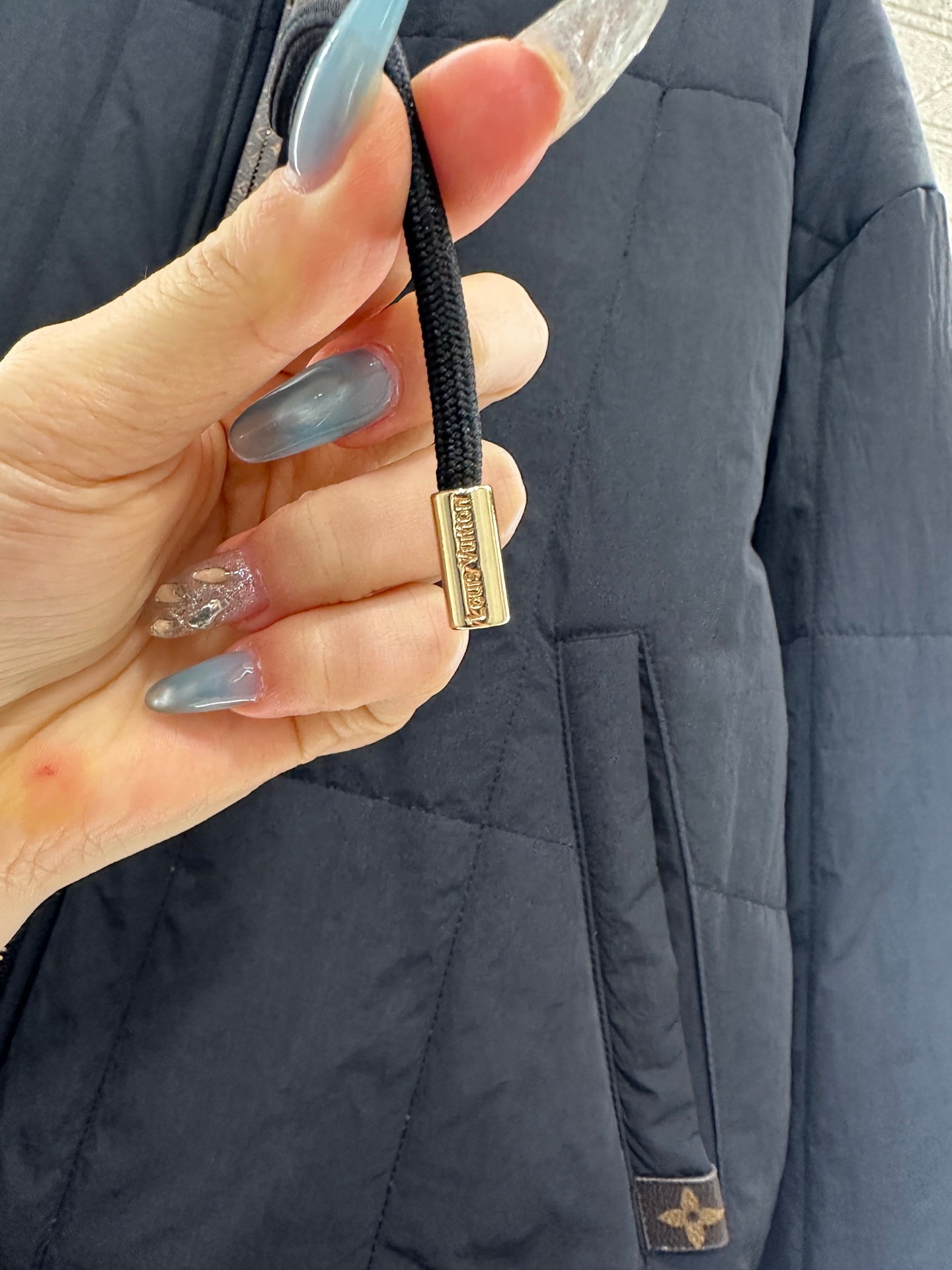 Louis 25fw down jacket