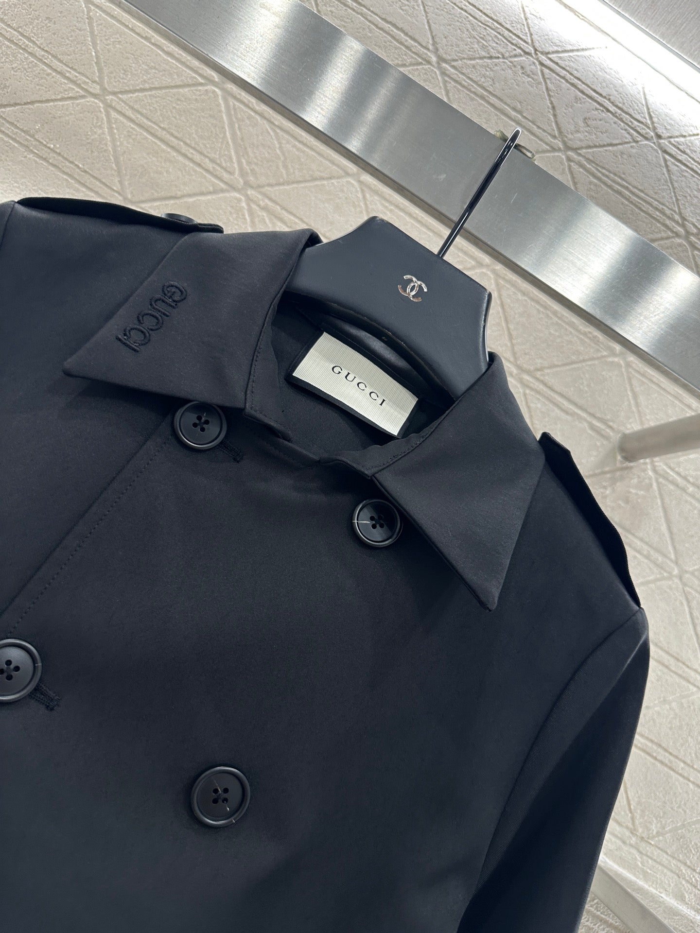 Guc 25fw trench coat