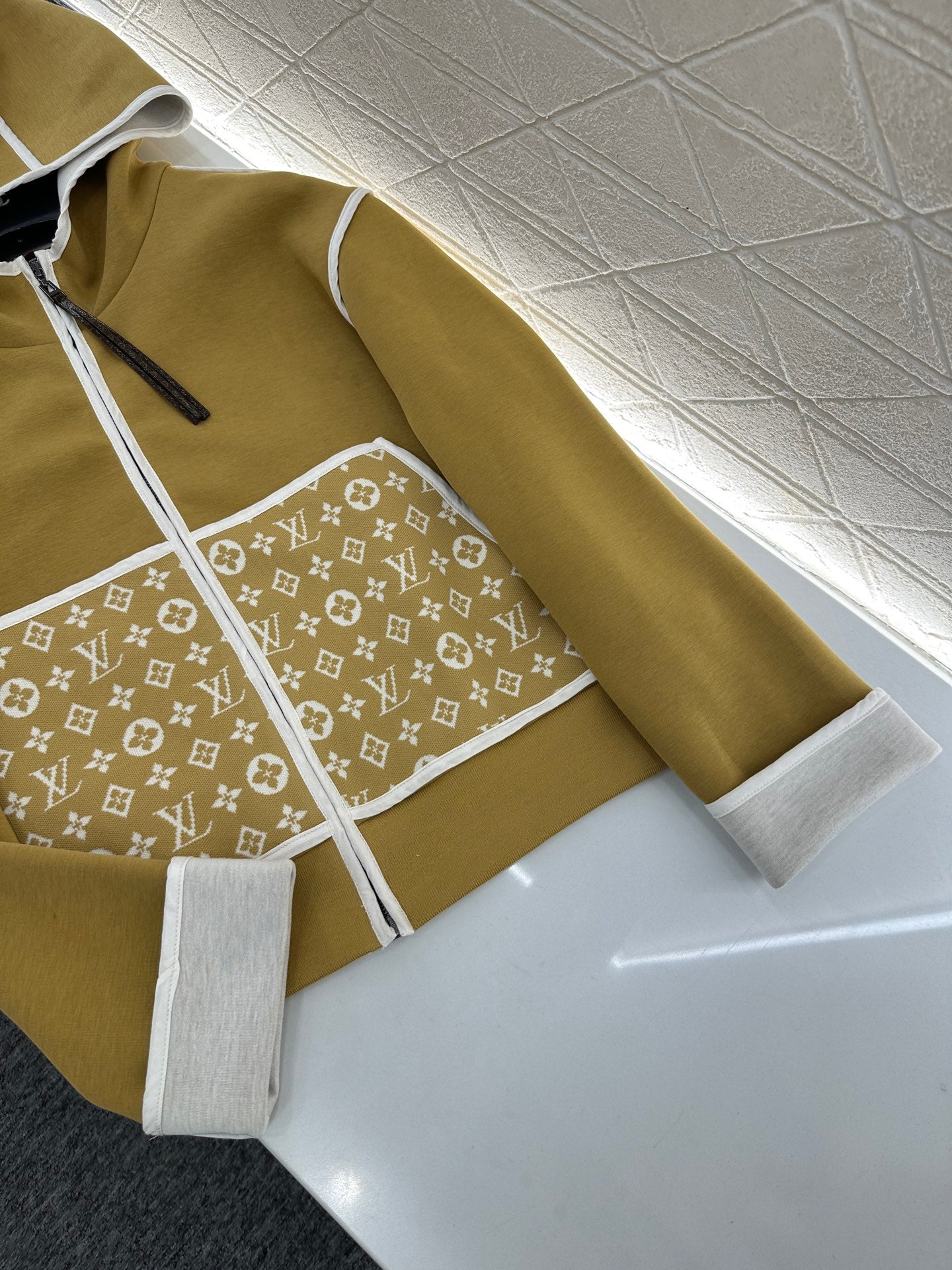Louis 25fw jacquard suit