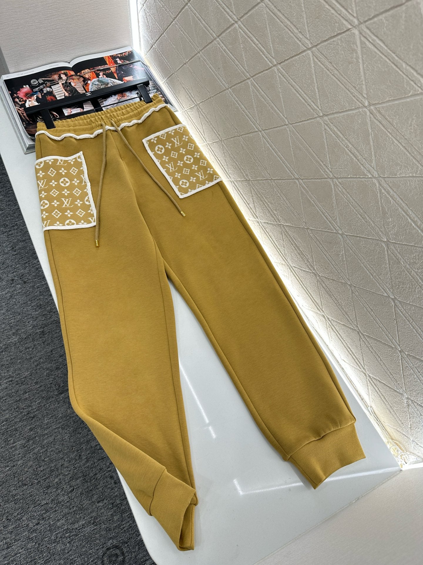 Louis 25fw jacquard suit