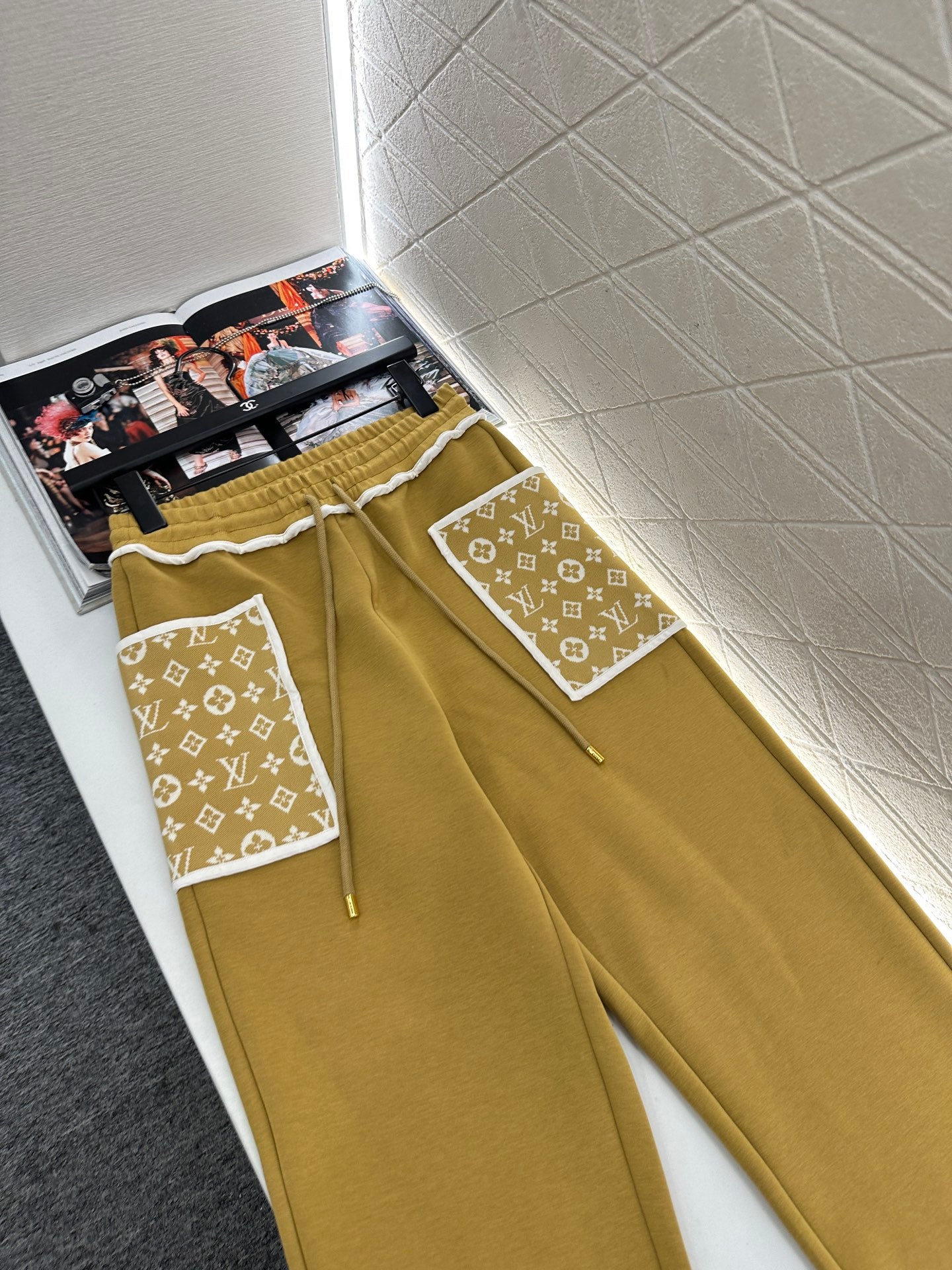 Louis 25fw jacquard suit