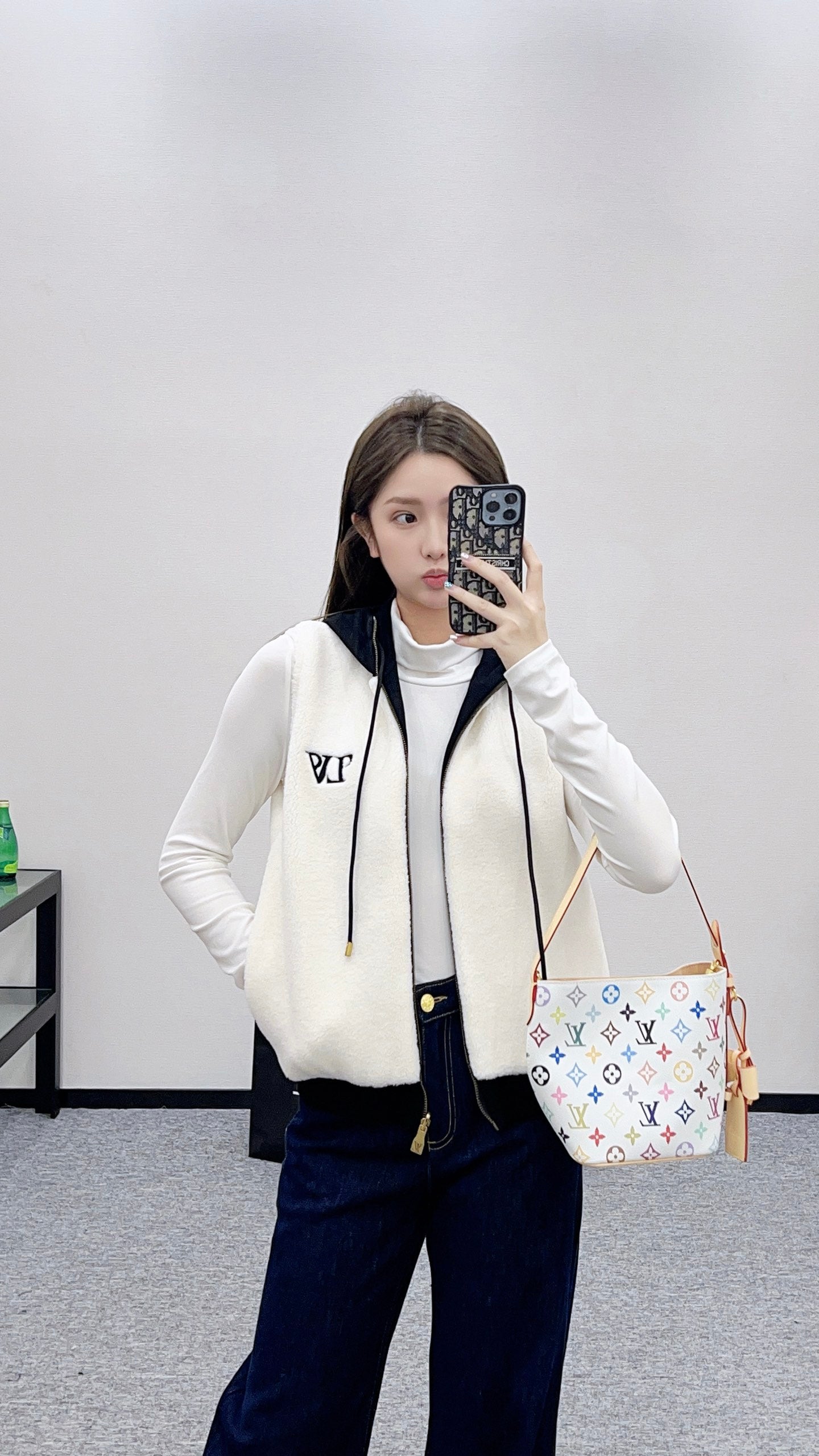 Louis 25fw reversible vest